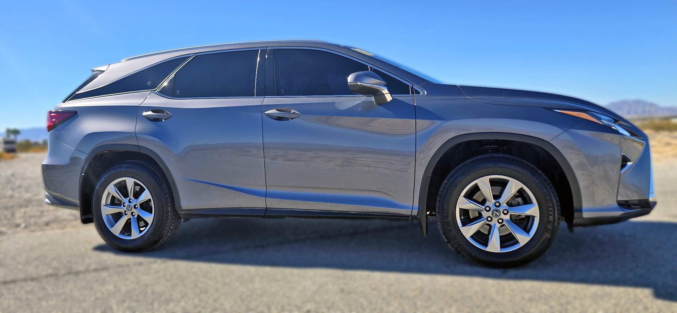 2018 Lexus RX 350L Premium photo 2