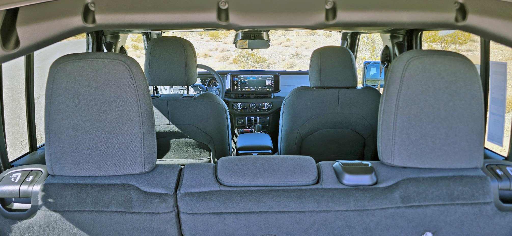 2026 Jeep Wrangler 4-Door Willys - Photo 6