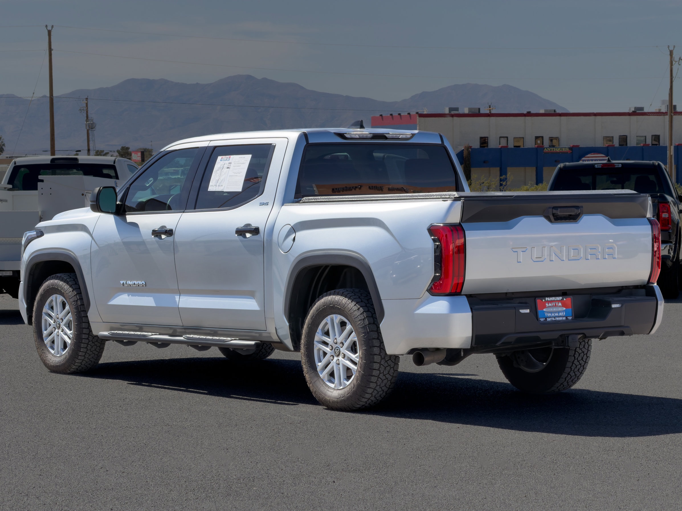 2022 Toyota Tundra SR5 - Photo 3