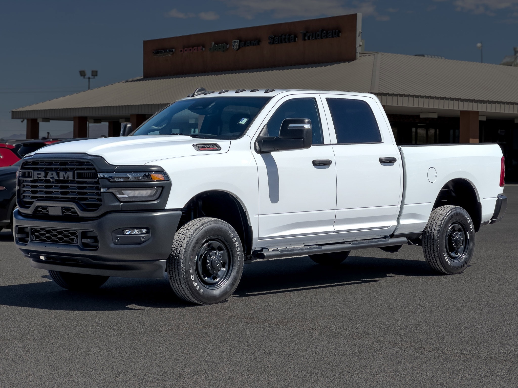 2025 Ram 2500 TRADESMAN CREW CAB 4X4 6'4 BOX