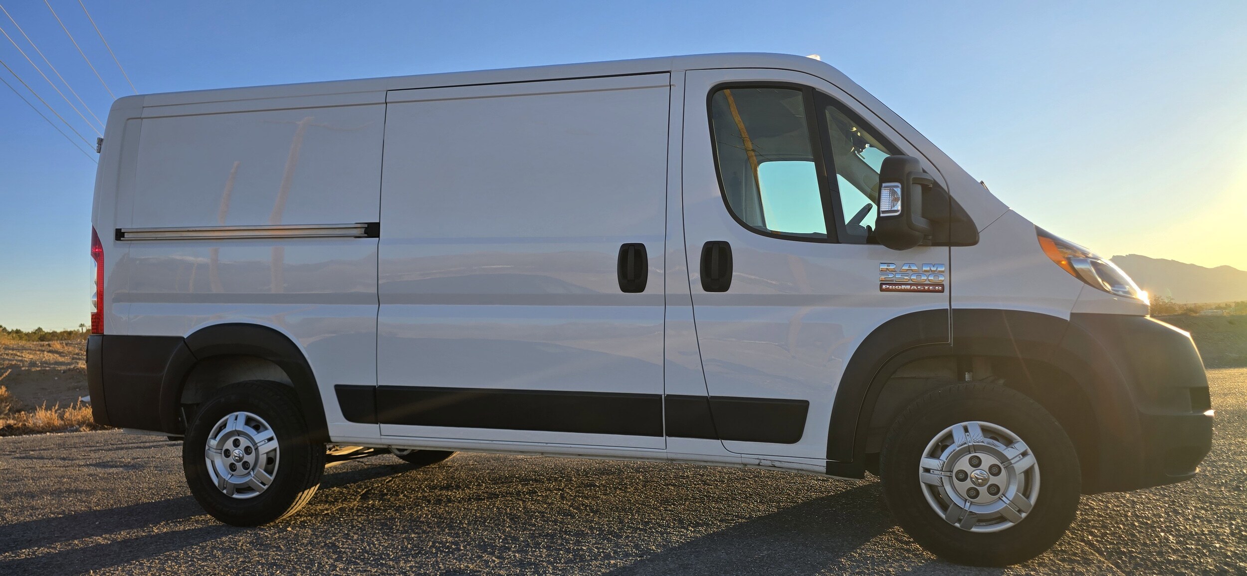 2021 Ram ProMaster 2500 Base Cargo Van photo 3