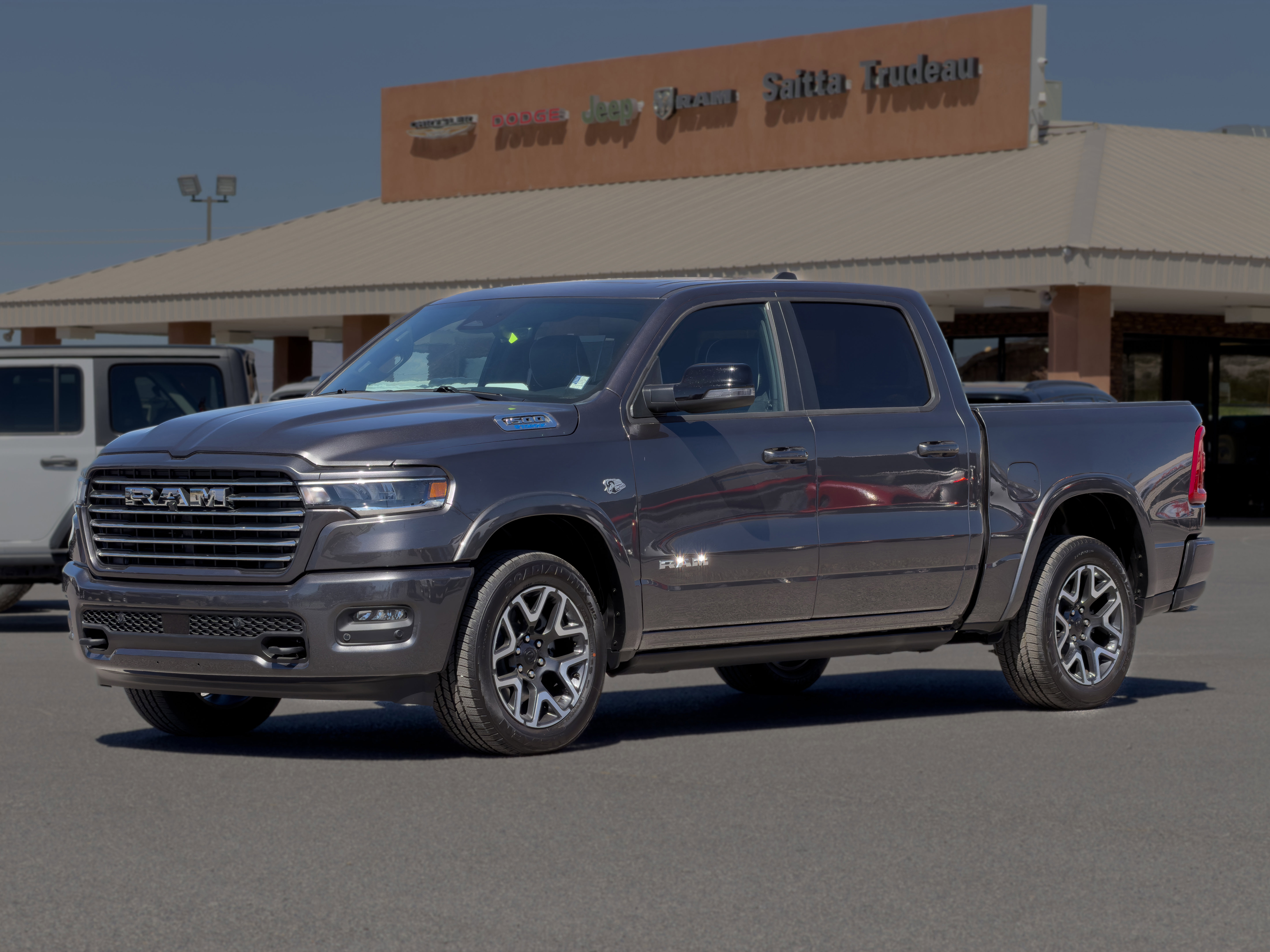 2026 Ram 1500 LARAMIE CREW CAB 4X4 Pickup