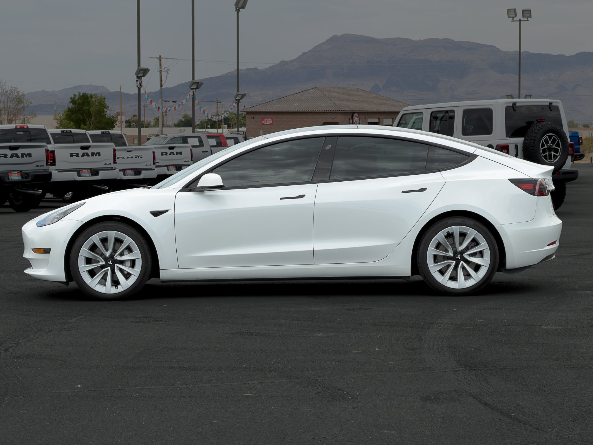 Used 2021 Tesla Model 3 Base with VIN 5YJ3E1EA4MF059274 for sale in Pahrump, NV