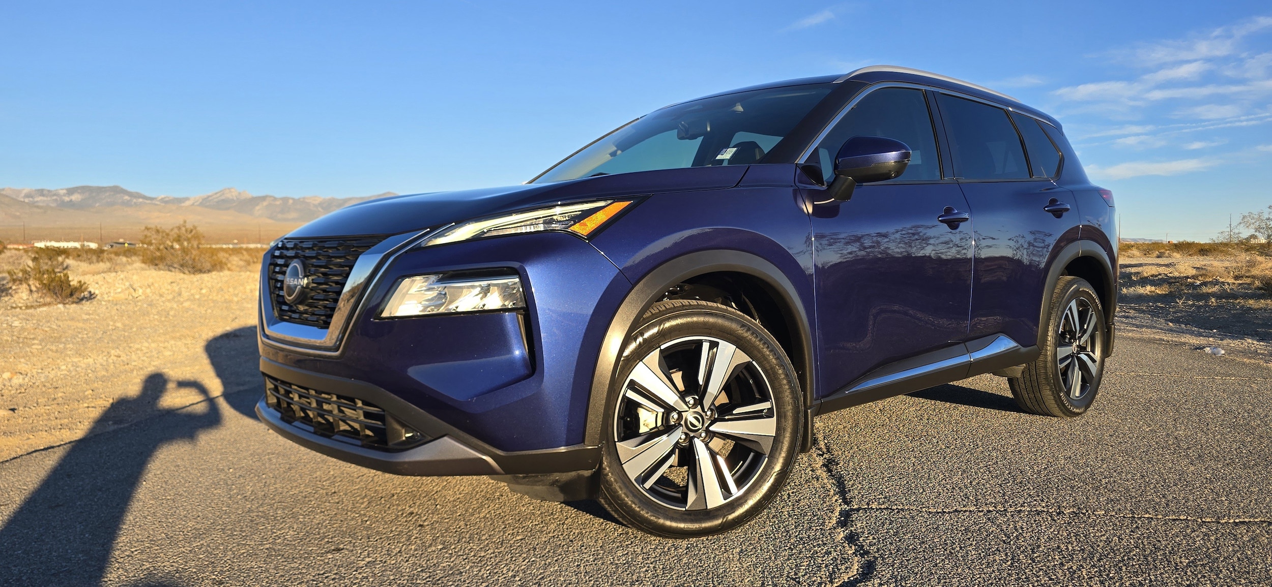 2022 Nissan Rogue SL's photo