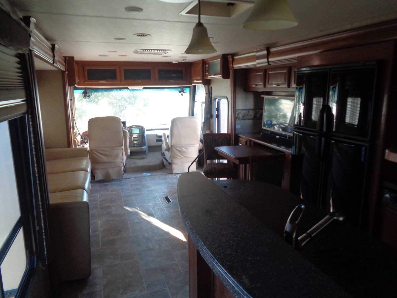 2013 Ford F-53 - Photo 7