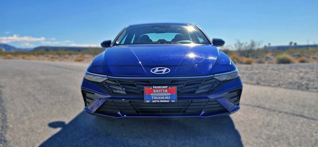Used 2025 Hyundai Elantra SEL Sport Sedan