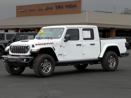 2024 Jeep Gladiator Mojave Truck Crew Cab