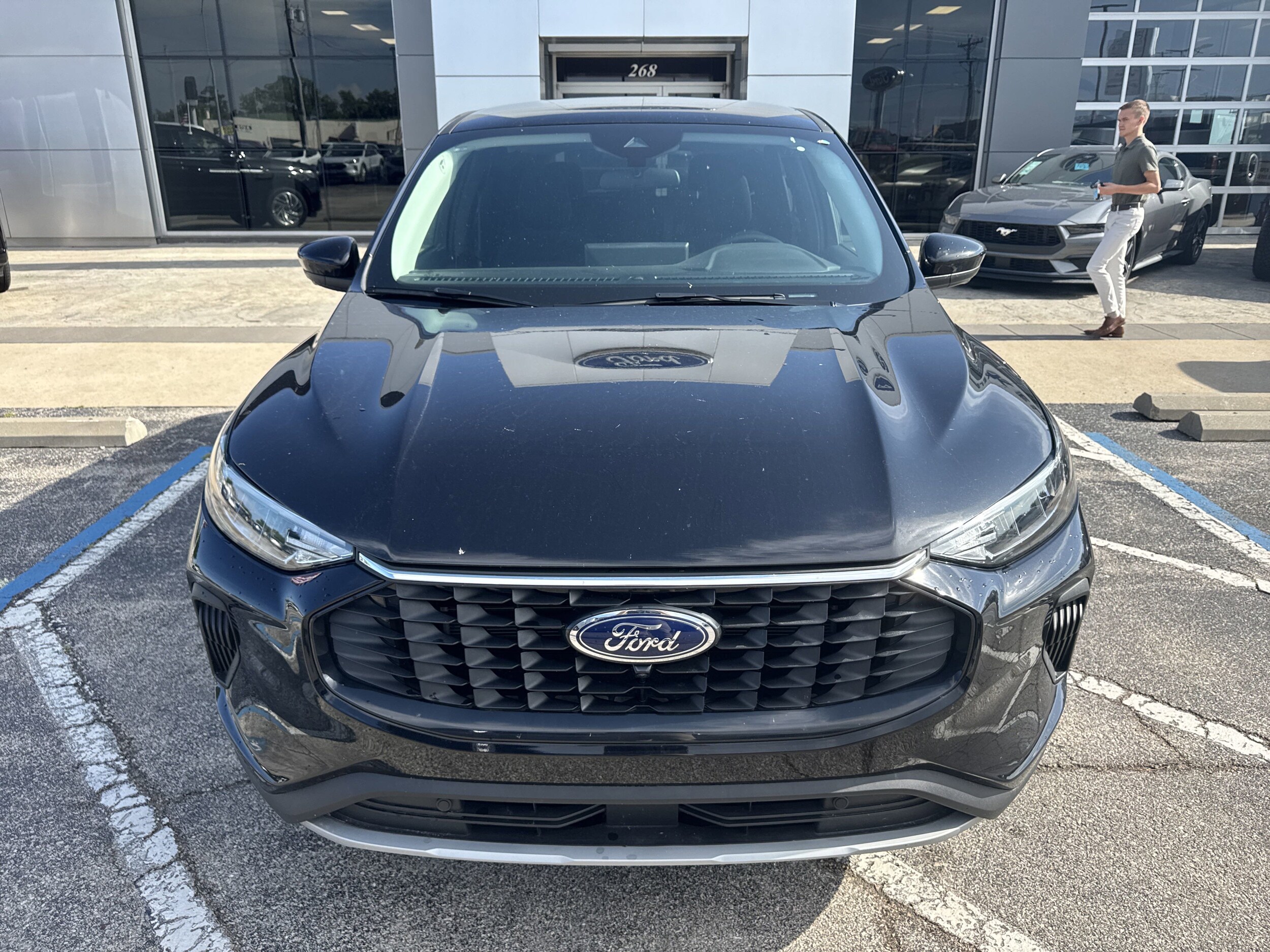 2024 Ford Escape Active photo 2