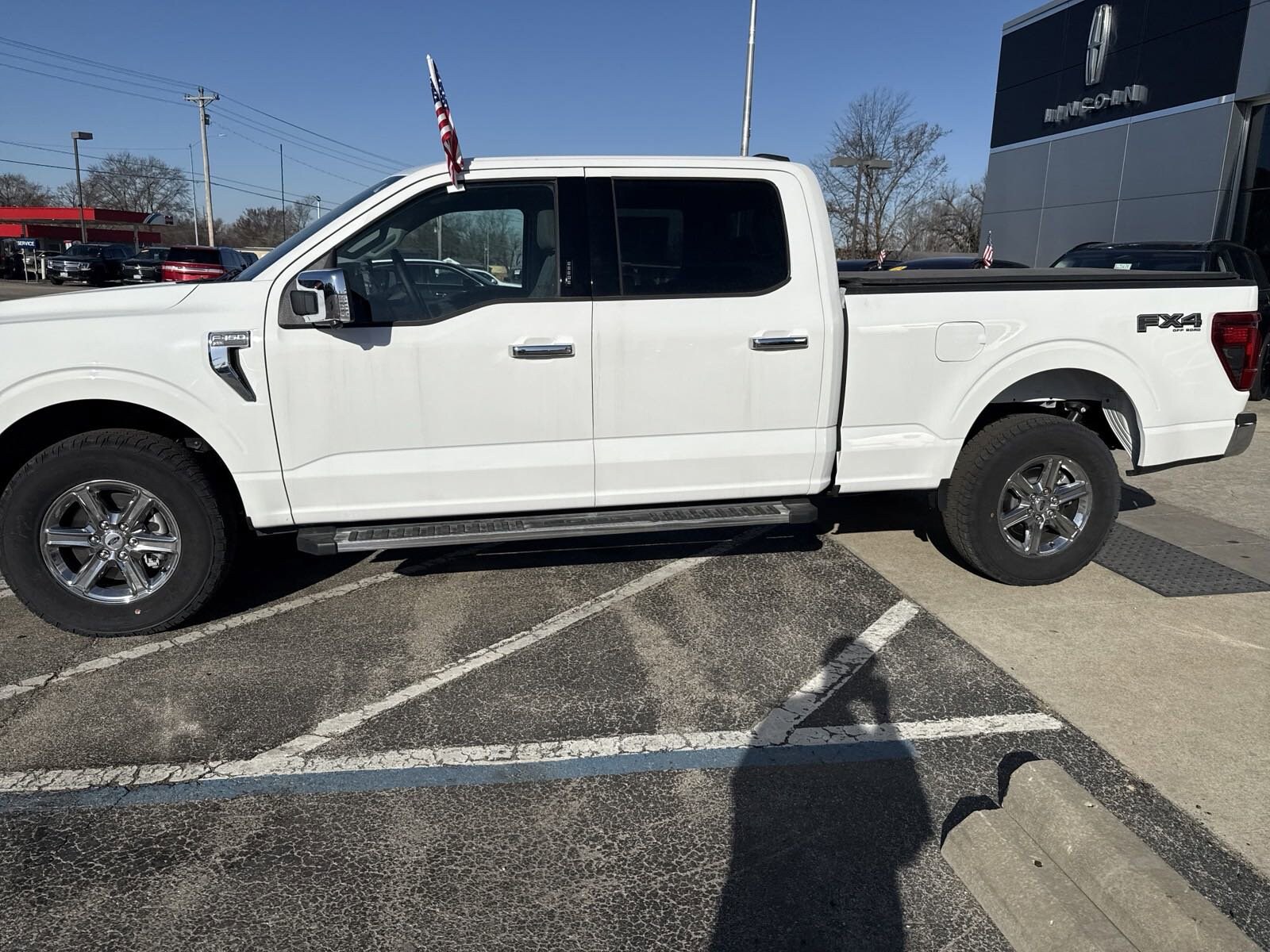 2024 Ford F-150 XLT photo 4