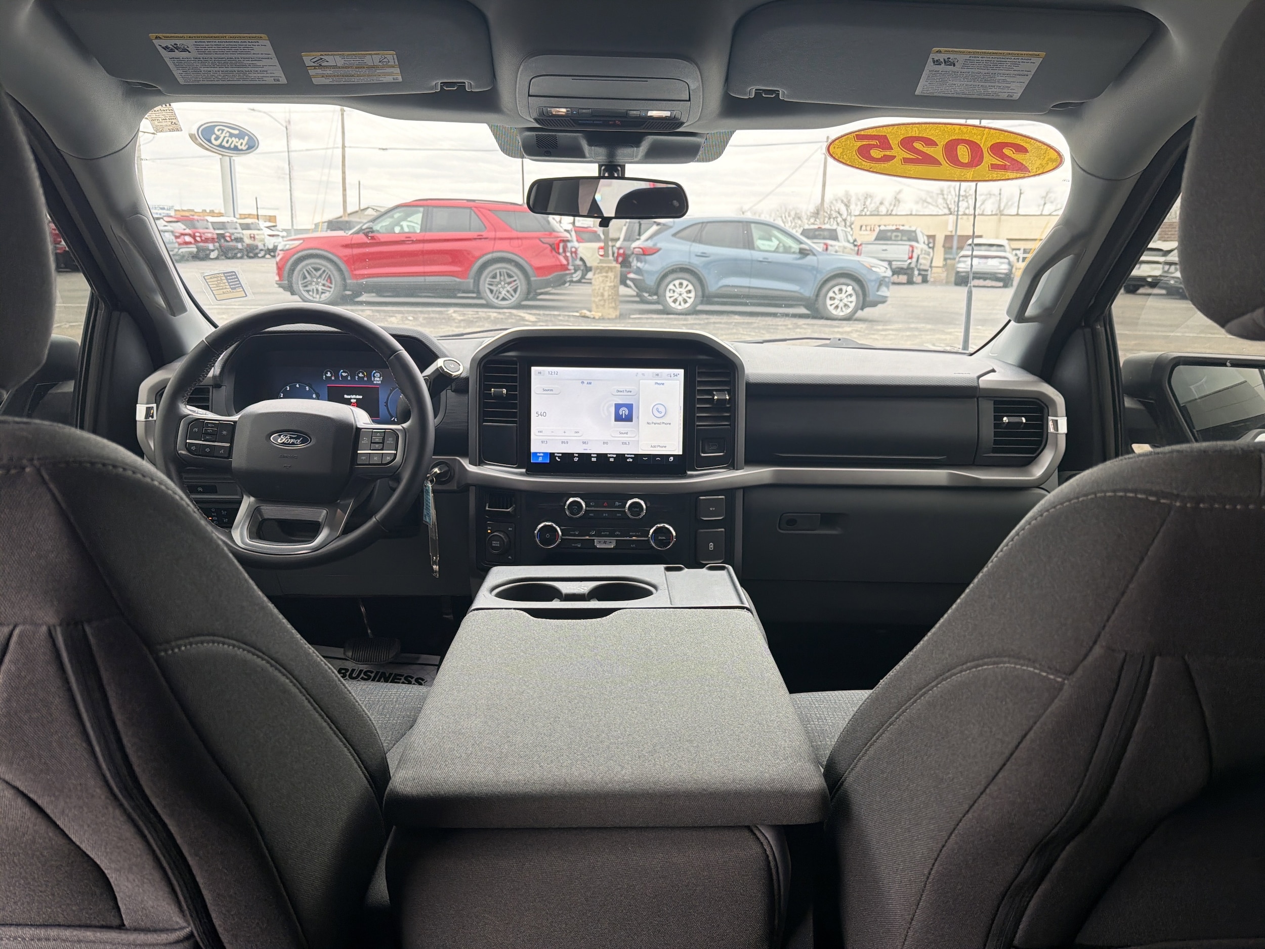 2025 Ford F-150 XLT - Photo 25