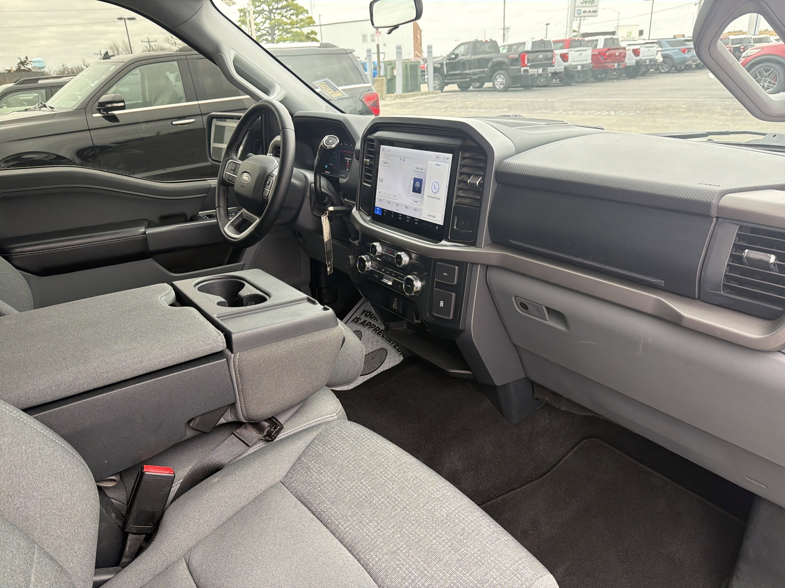 2025 Ford F-150 XLT - Photo 26