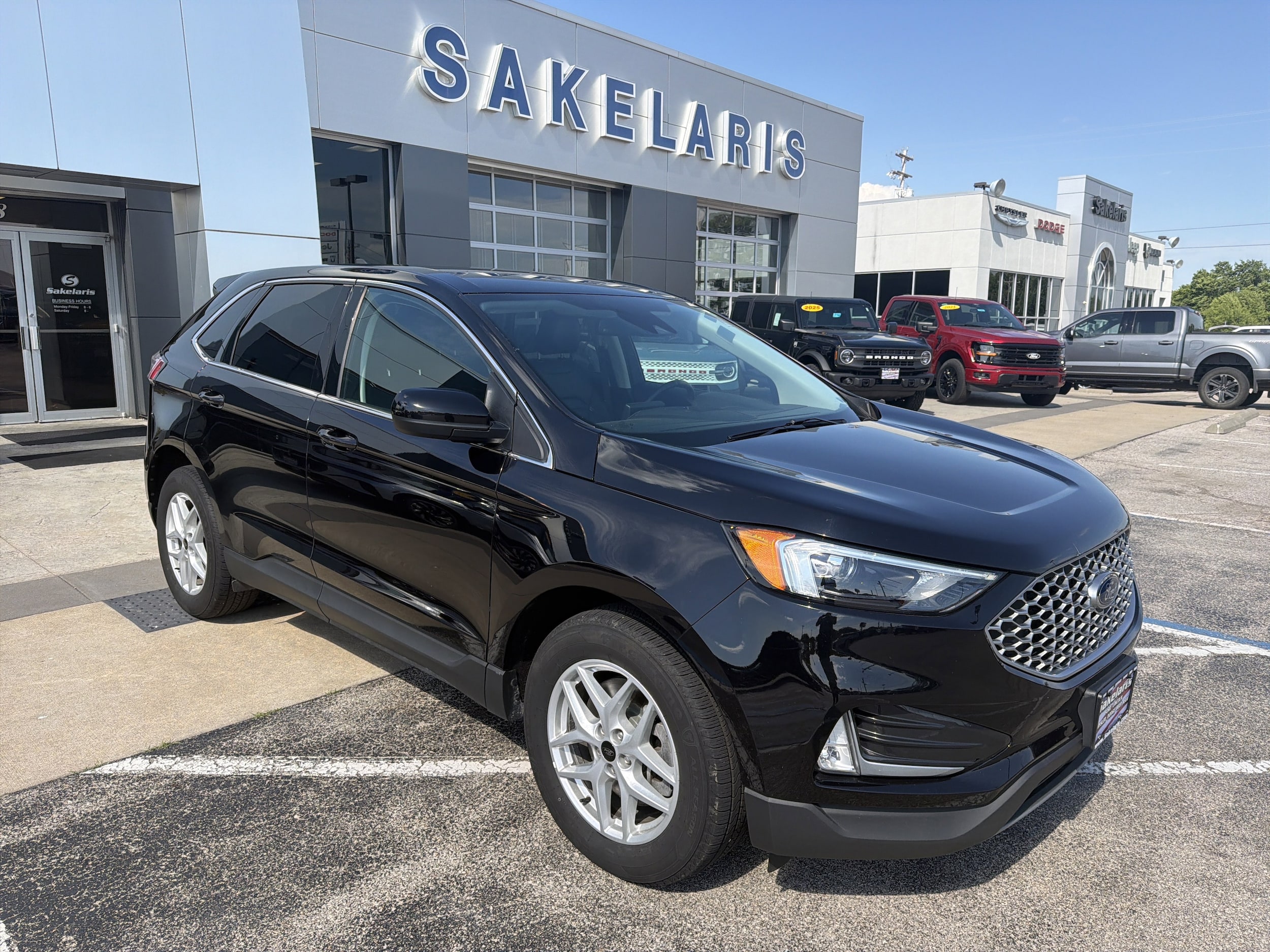 2023 Ford Edge SEL AWD's photo
