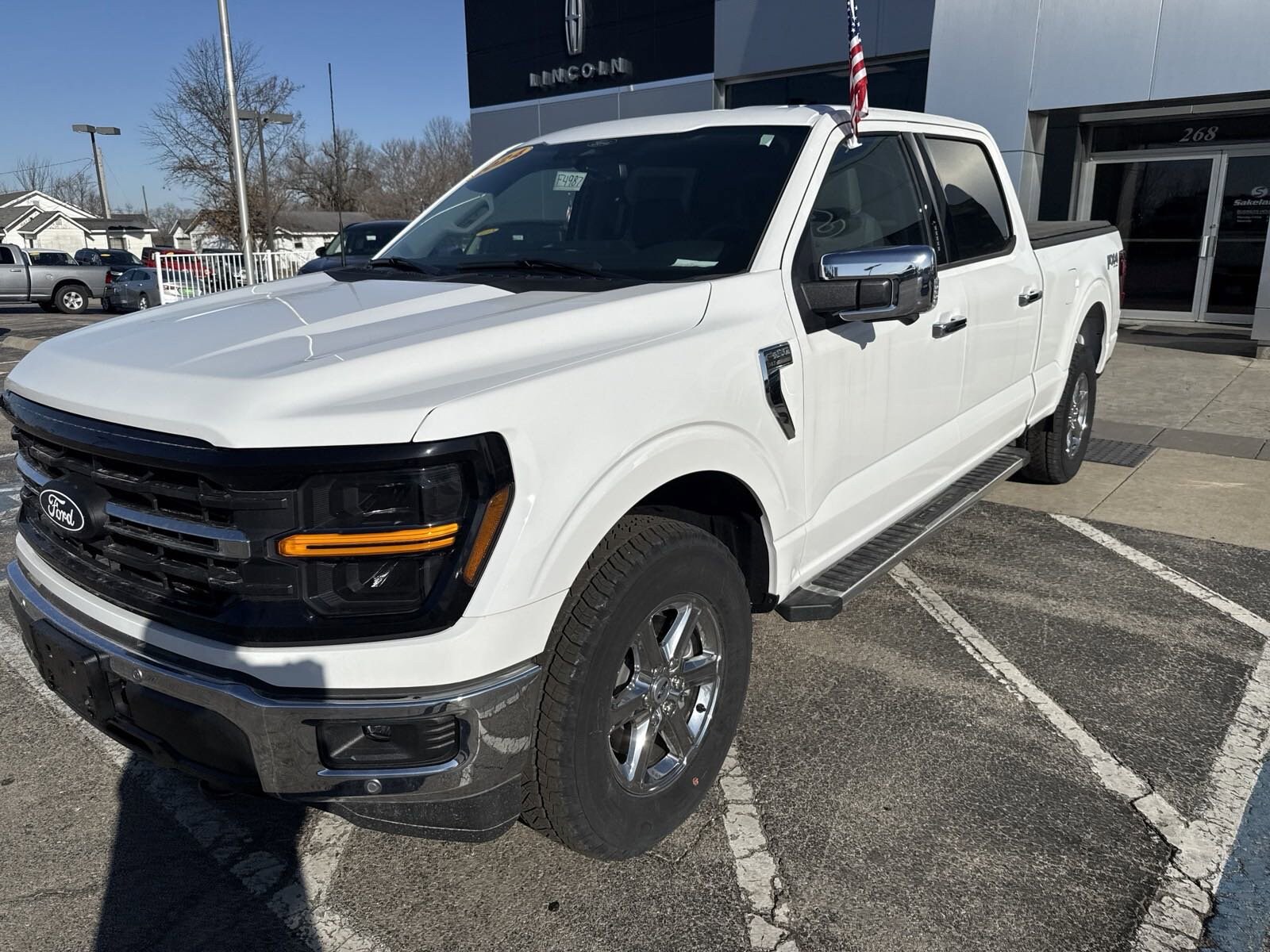 2024 Ford F-150 XLT photo 3