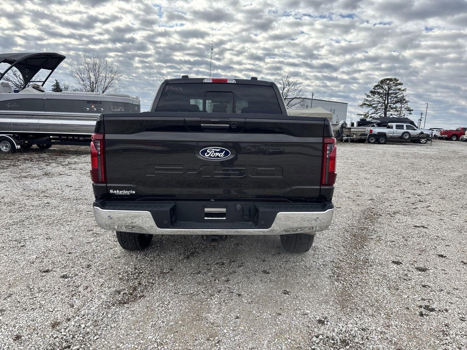 2024 Ford F-150 XLT photo 4