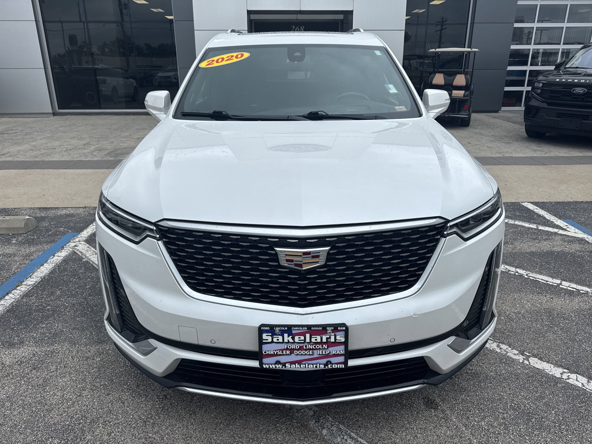 2020 Cadillac XT6 Premium Luxury photo 2