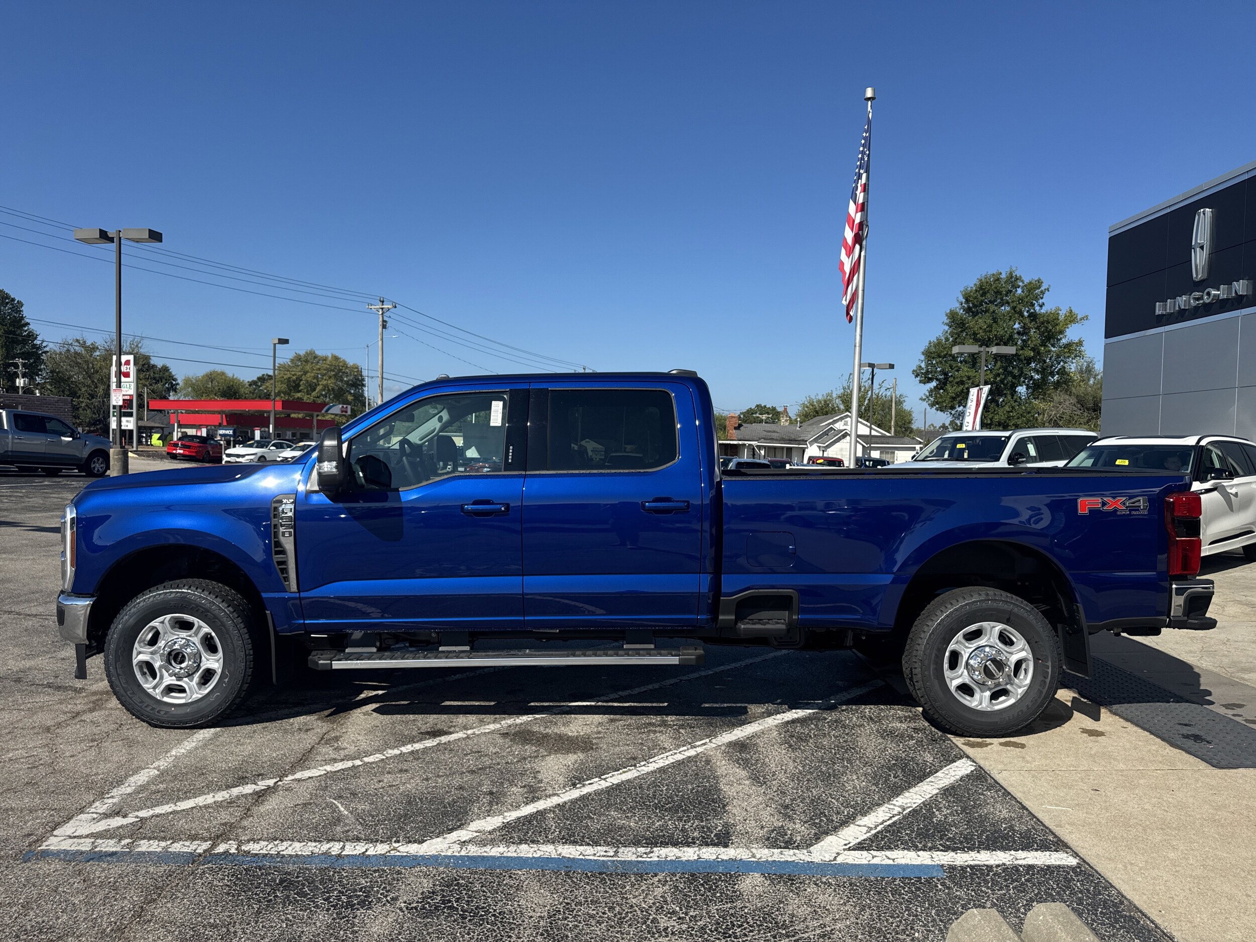 2026 Ford F-350 XLT photo 3