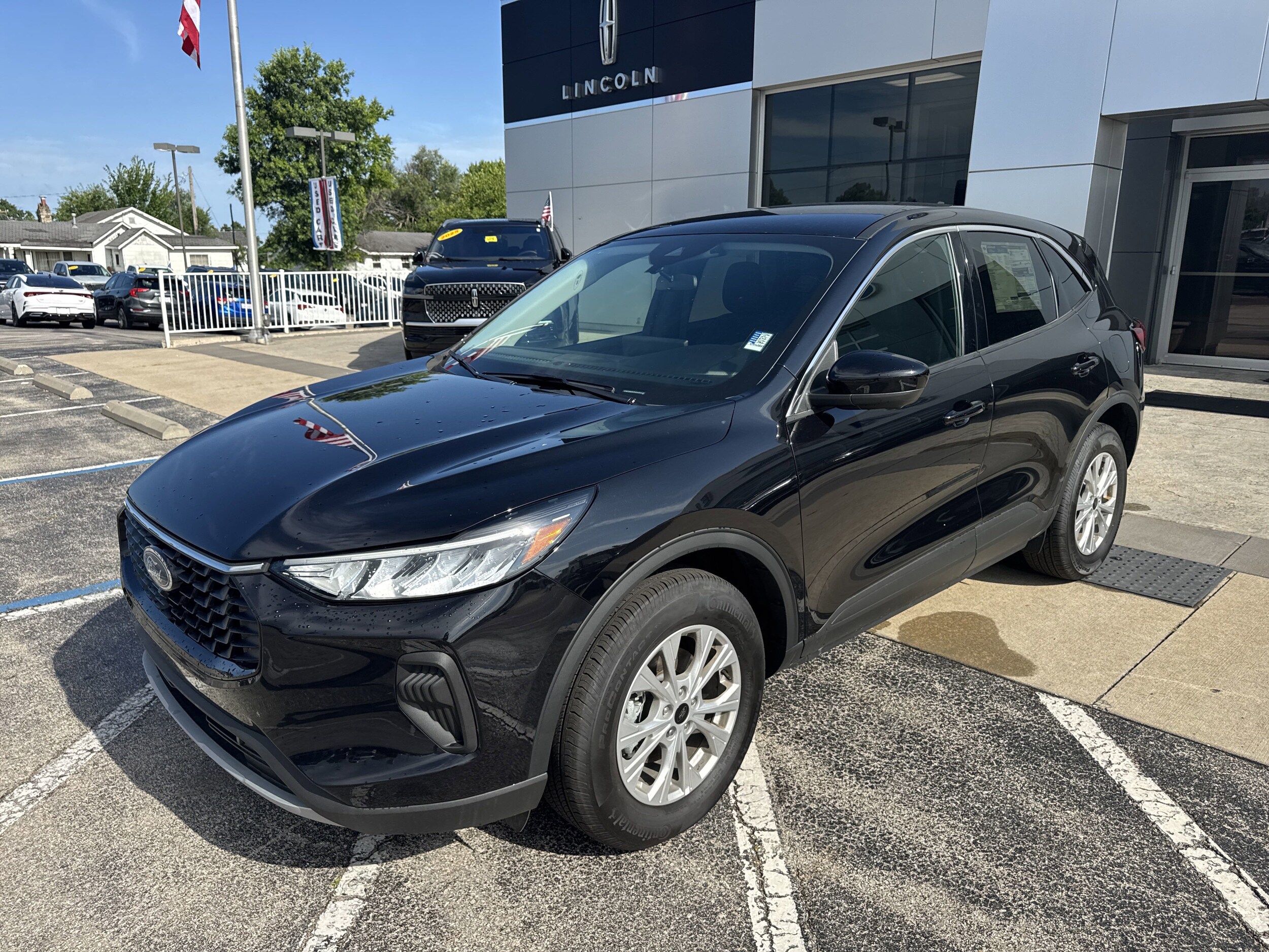 2024 Ford Escape Active photo 2
