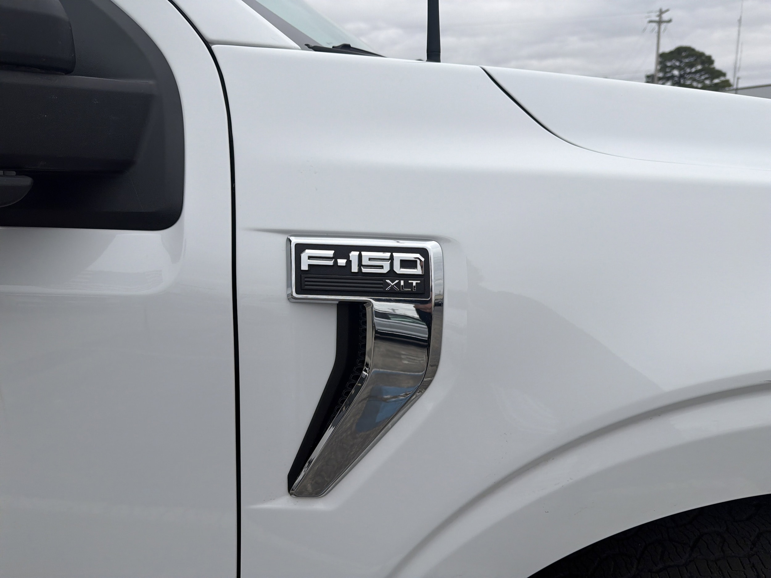 2025 Ford F-150 XLT - Photo 11