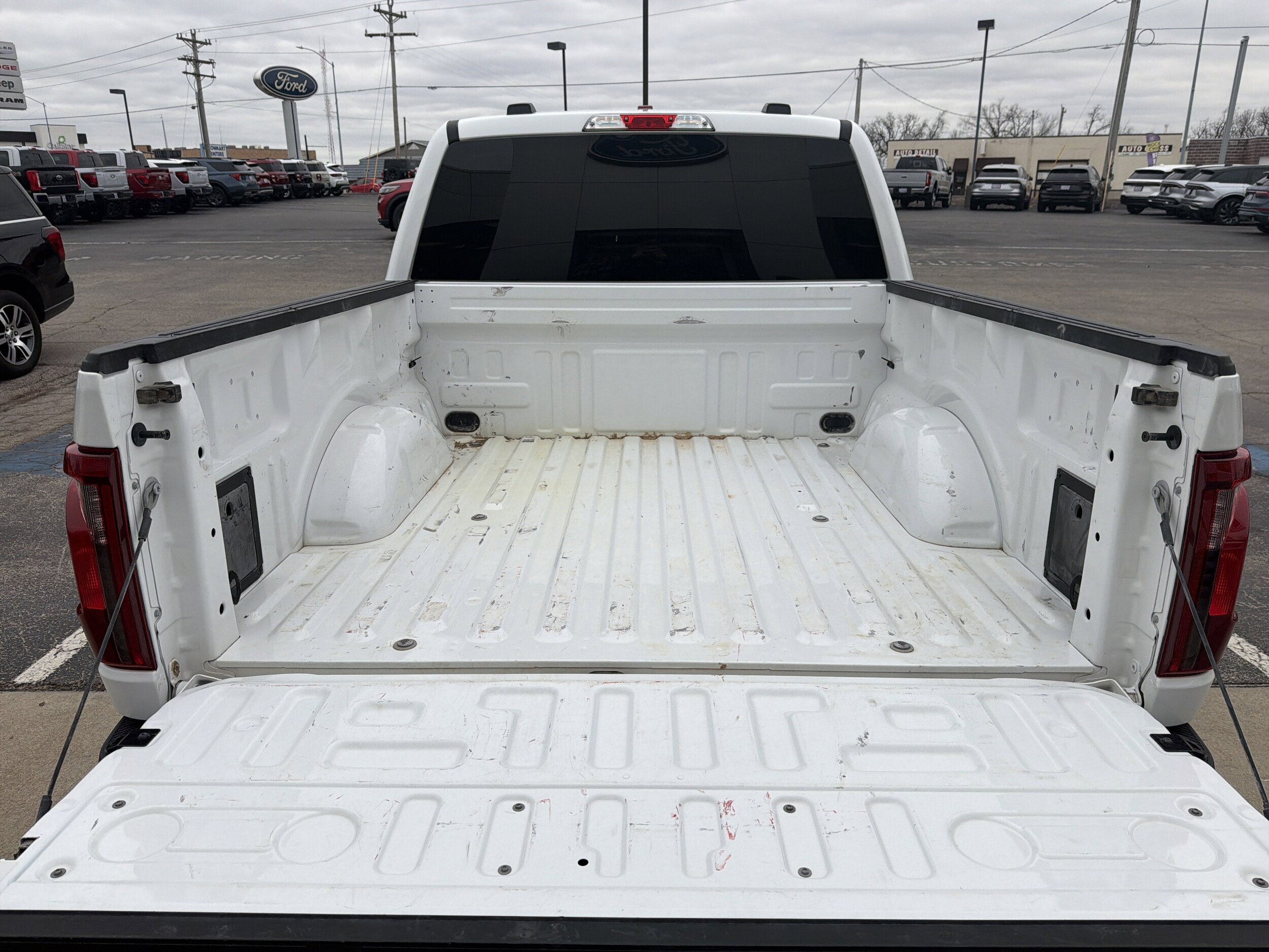 2025 Ford F-150 XLT - Photo 29
