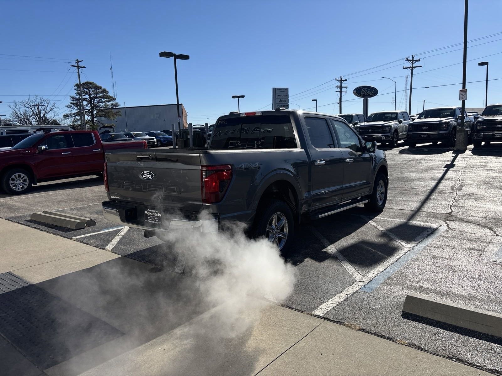 2024 Ford F-150 XLT photo 3