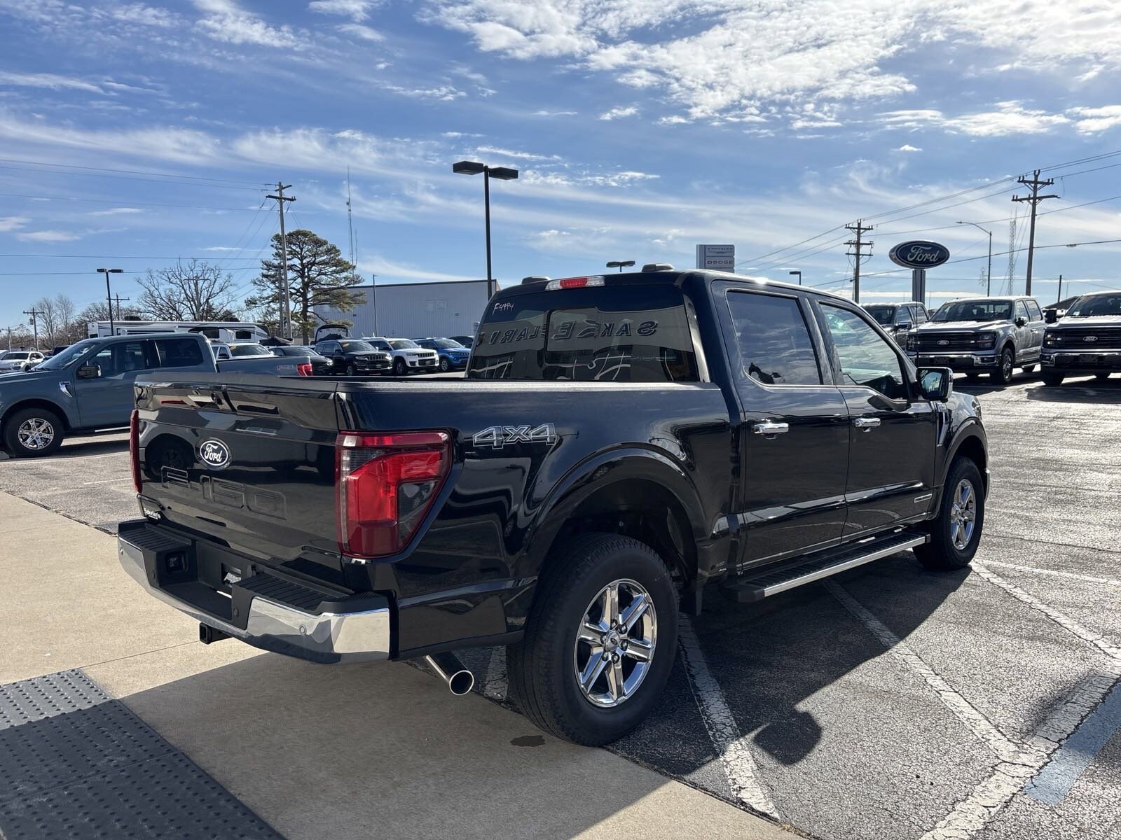 2024 Ford F-150 XLT photo 3
