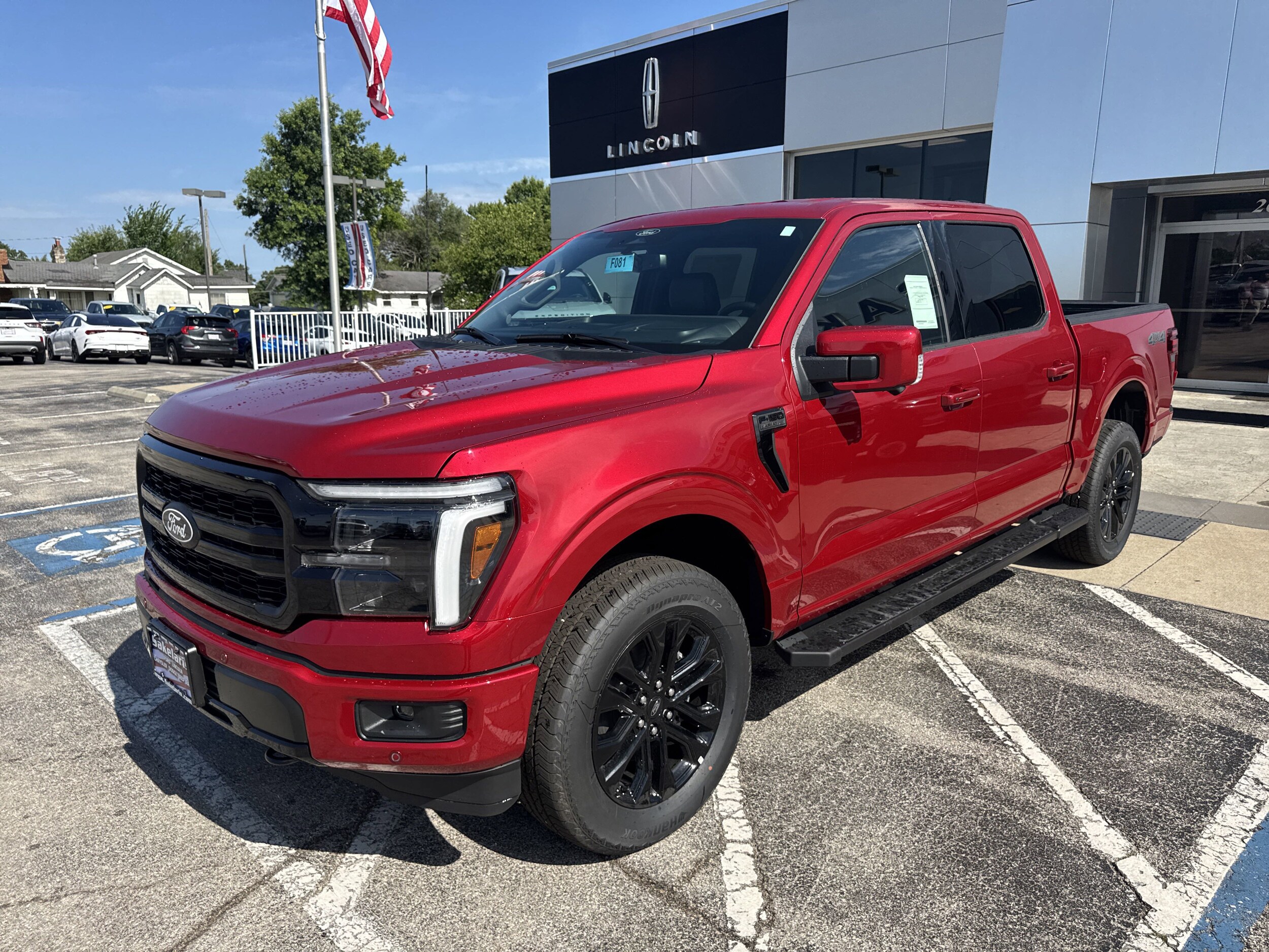 2025 Ford F-150 Lariat photo 3