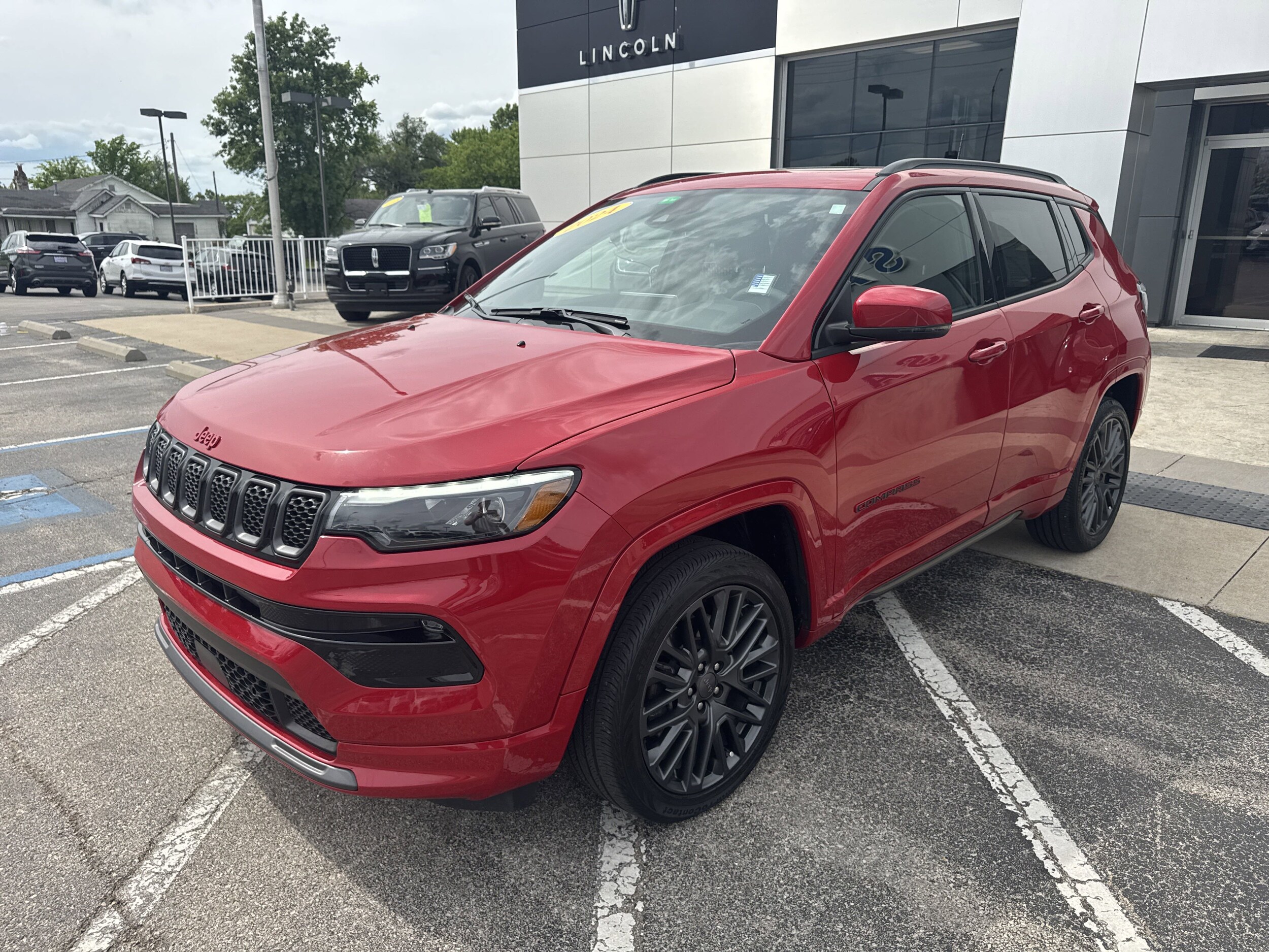 2024 Jeep Compass Limited photo 3