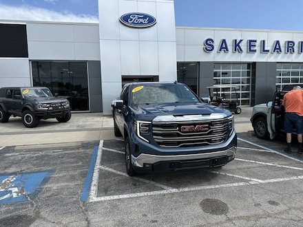 2024 GMC Sierra 1500 SLT Truck Crew Cab