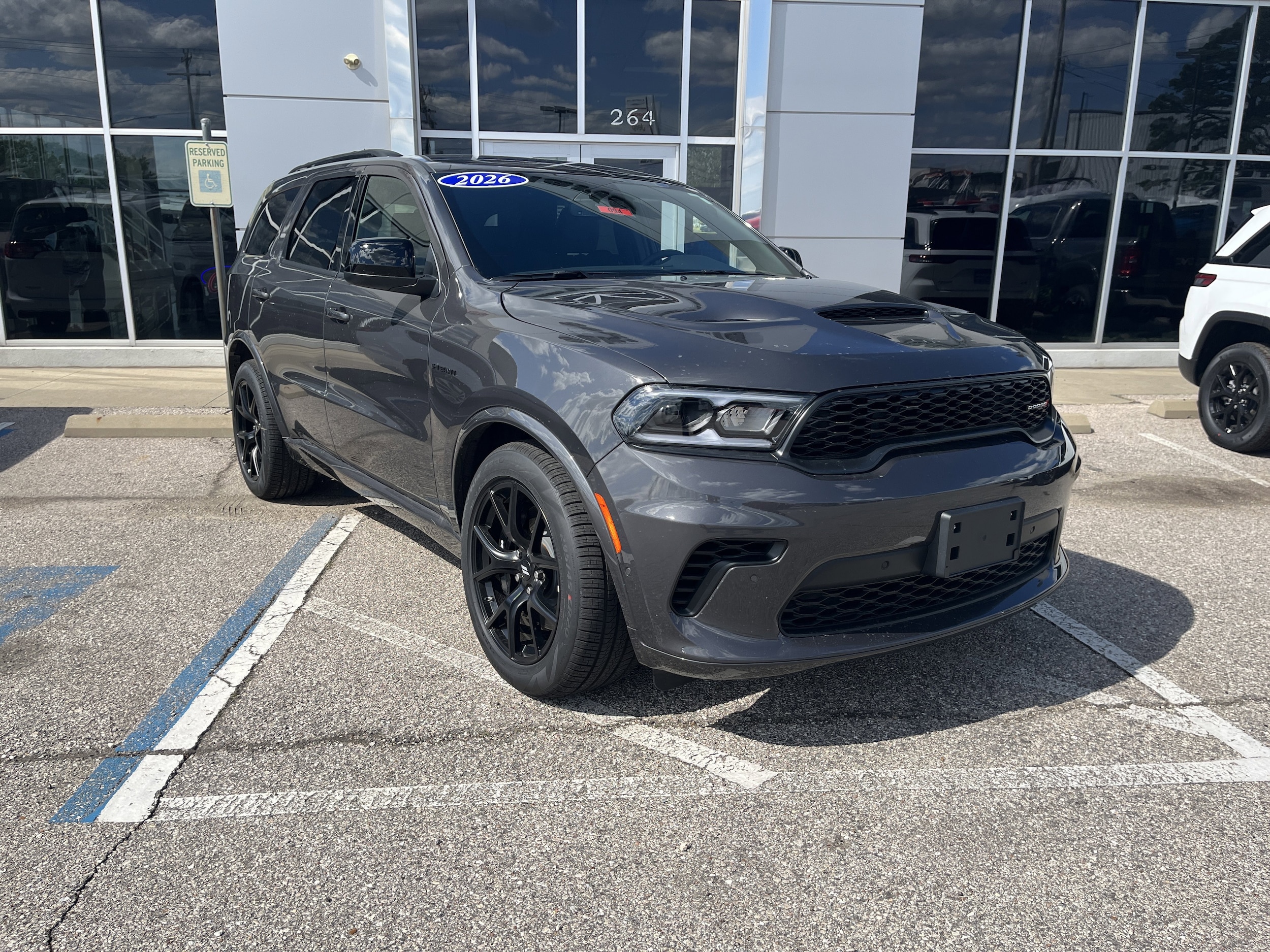 2026 Dodge Durango GT HEMI V8 AWD's photo