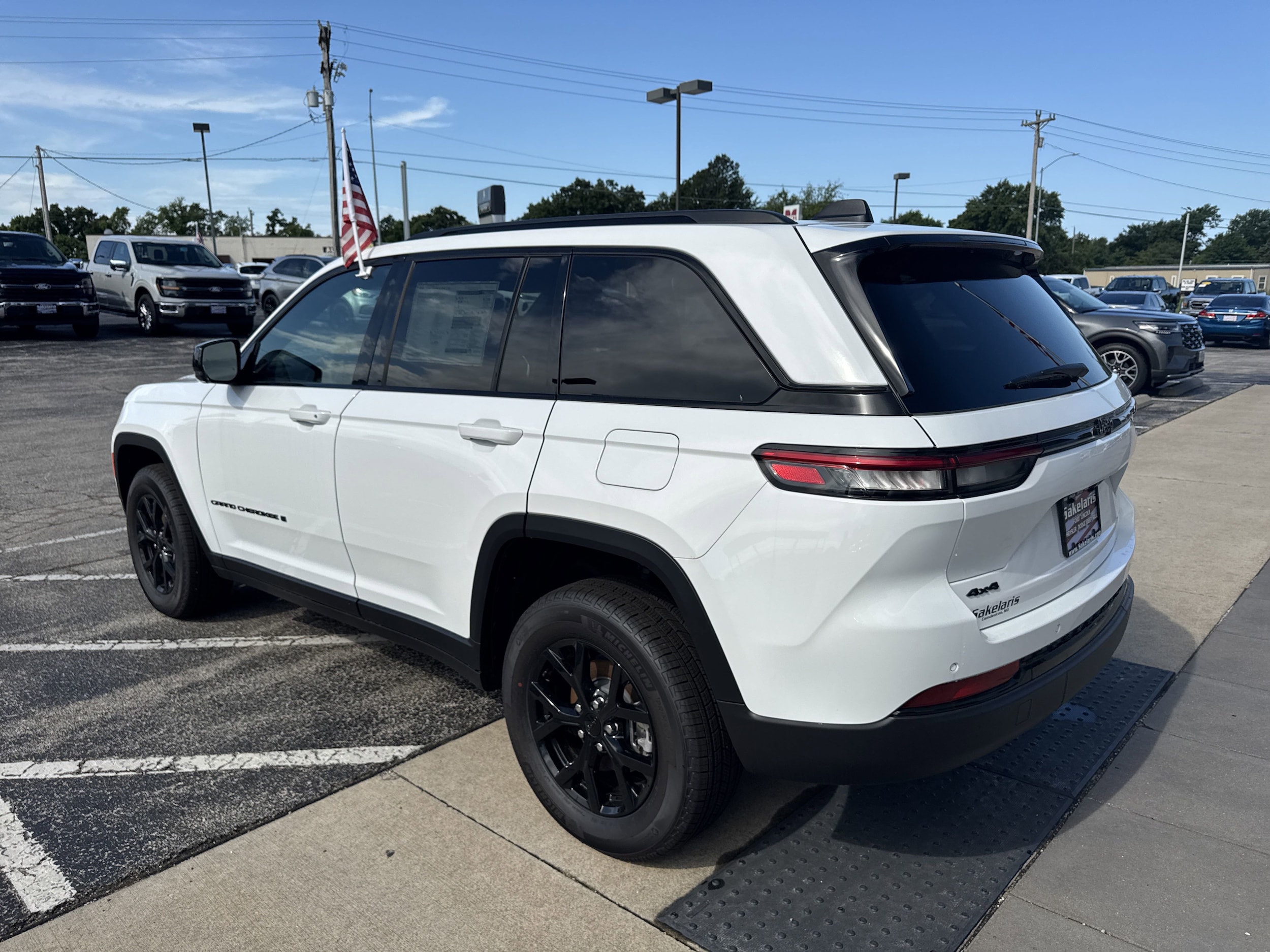2025 Jeep Grand Cherokee Altitude - Photo 5
