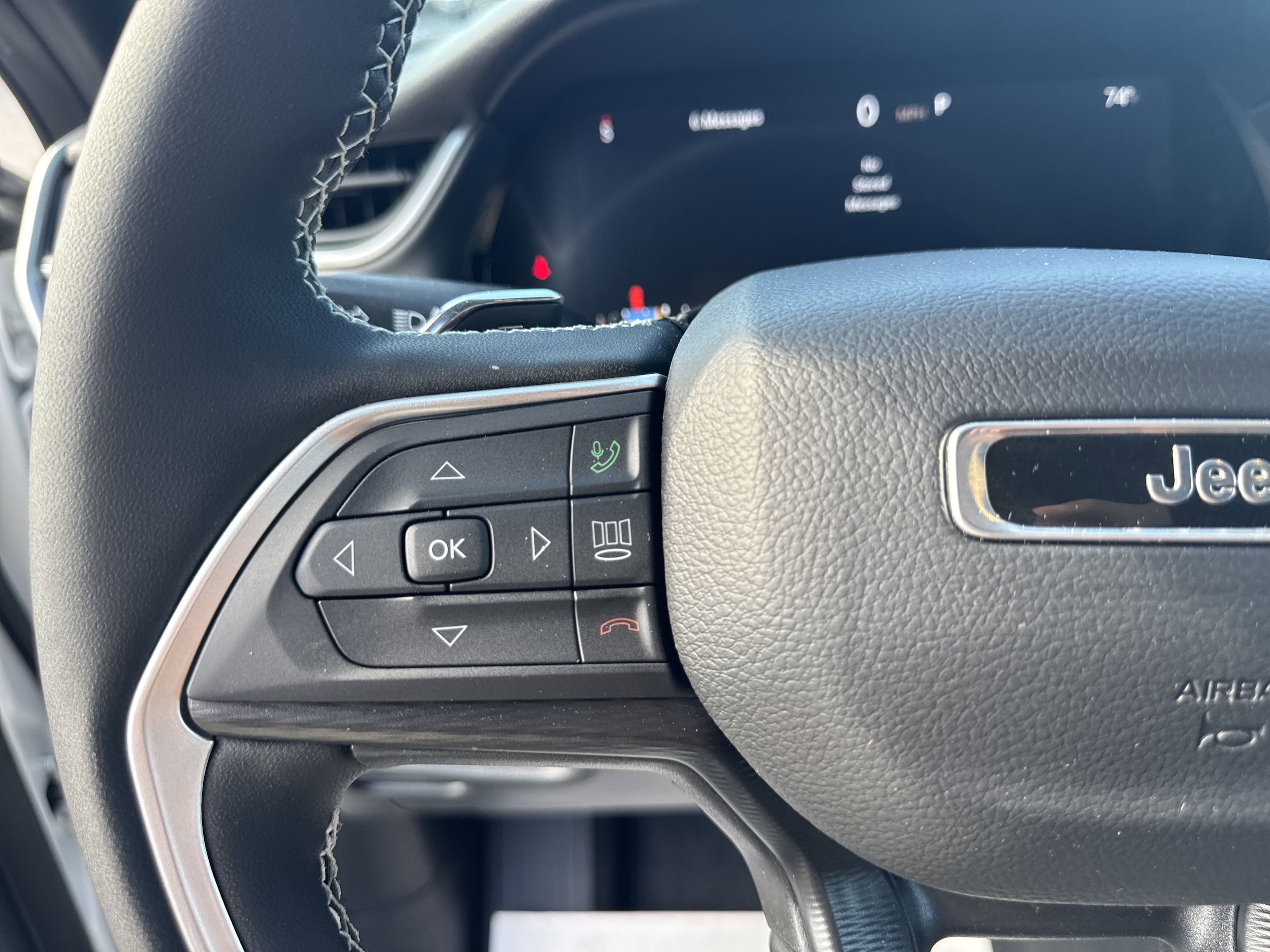 2025 Jeep Grand Cherokee Altitude - Photo 17