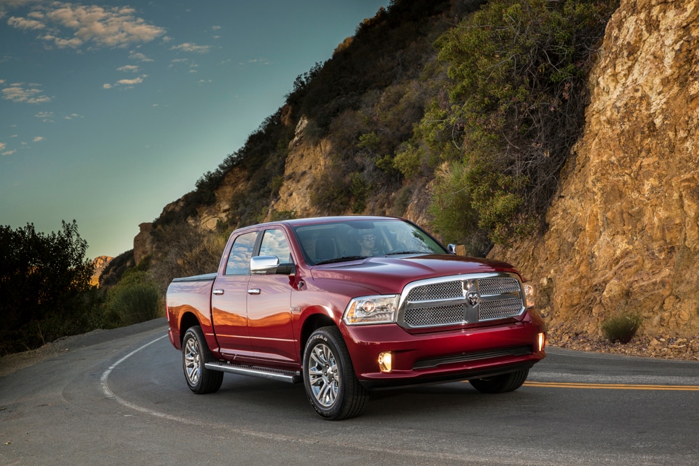 2015-ram-1500-ecodiesel_100482738_l.jpg