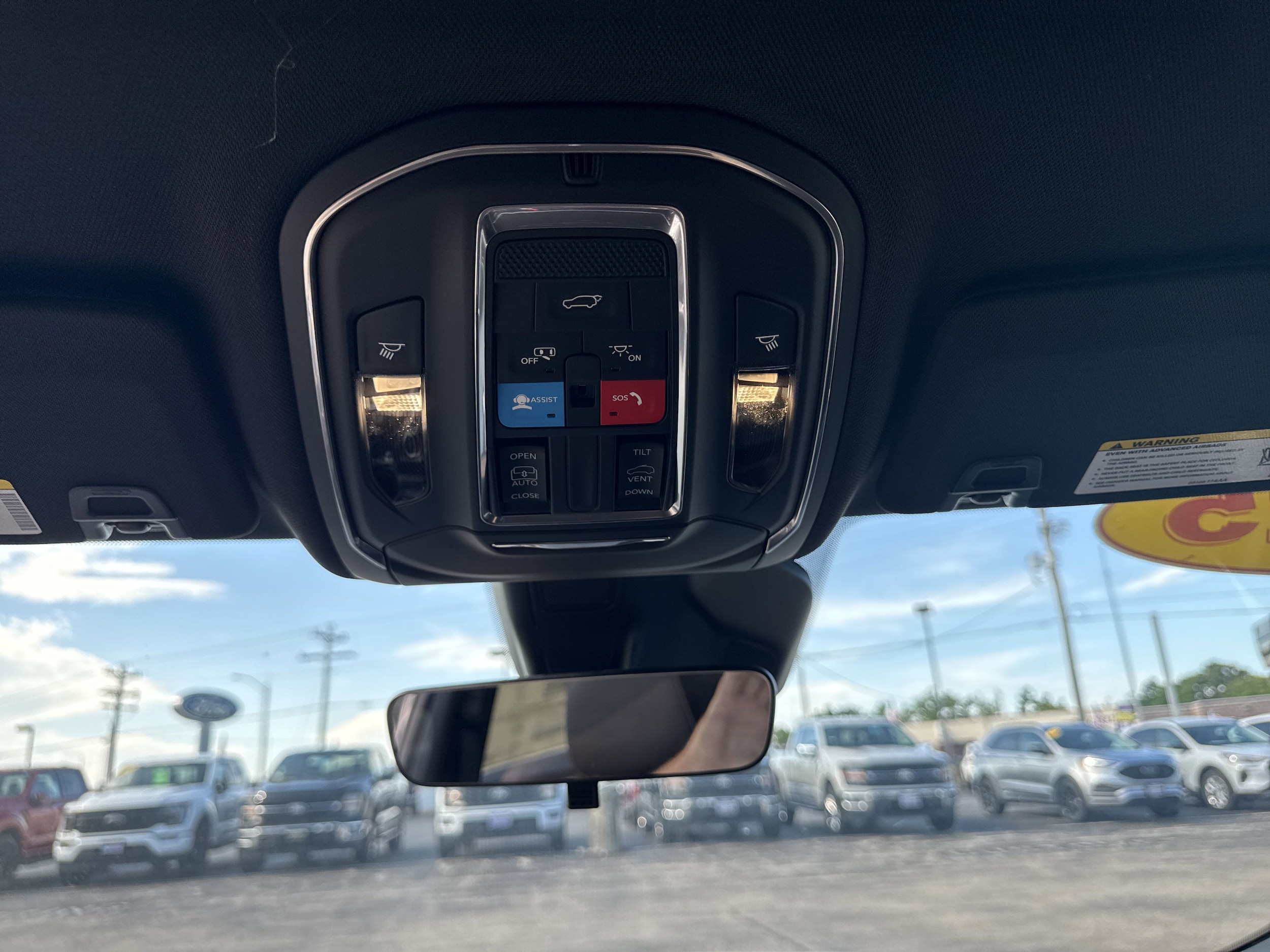 2025 Jeep Grand Cherokee Altitude - Photo 22