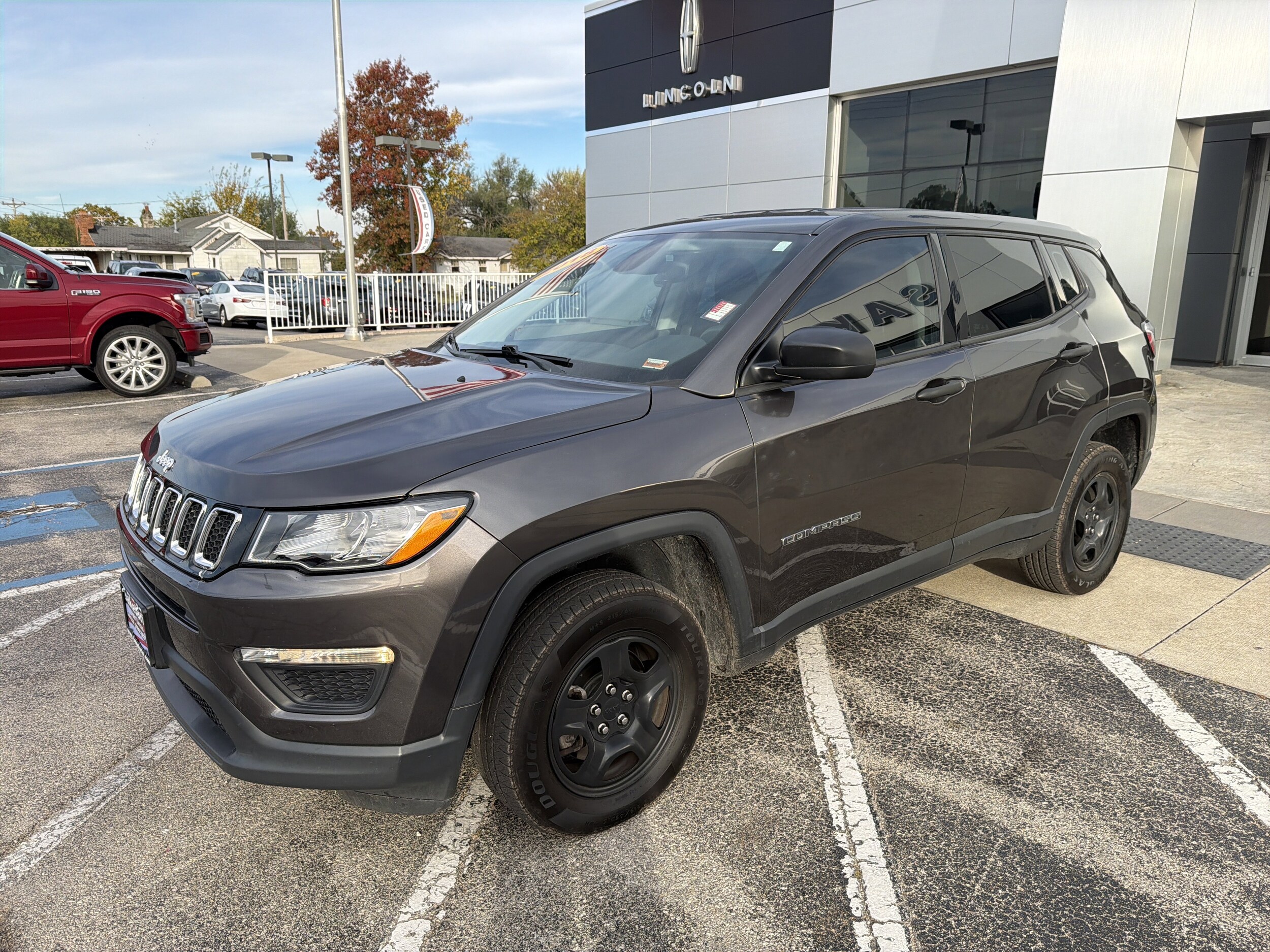 2018 Jeep Compass Sport photo 3