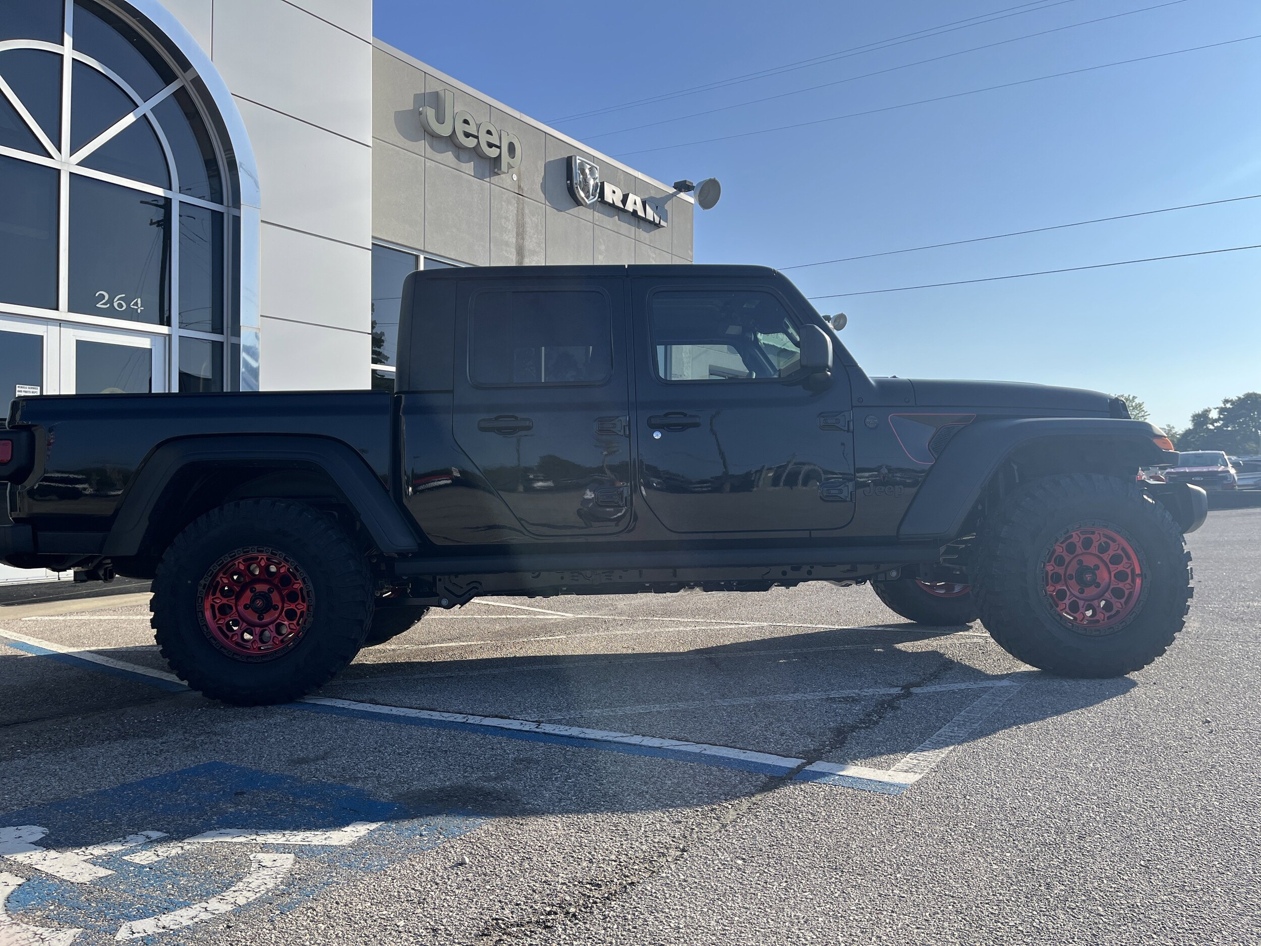 2025 Jeep Gladiator Sport S - Photo 6