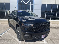 2026 Ram 1500 BIG HORN CREW CAB 4X4 5'7 BOX Pickup