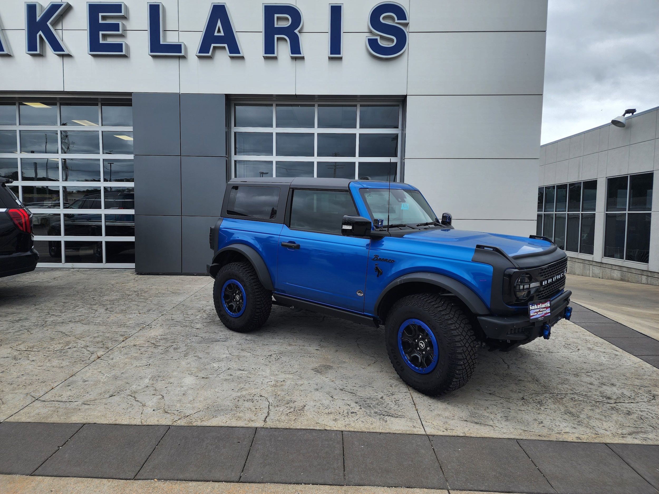 2023 Ford Bronco 2-Door Badlands's photo