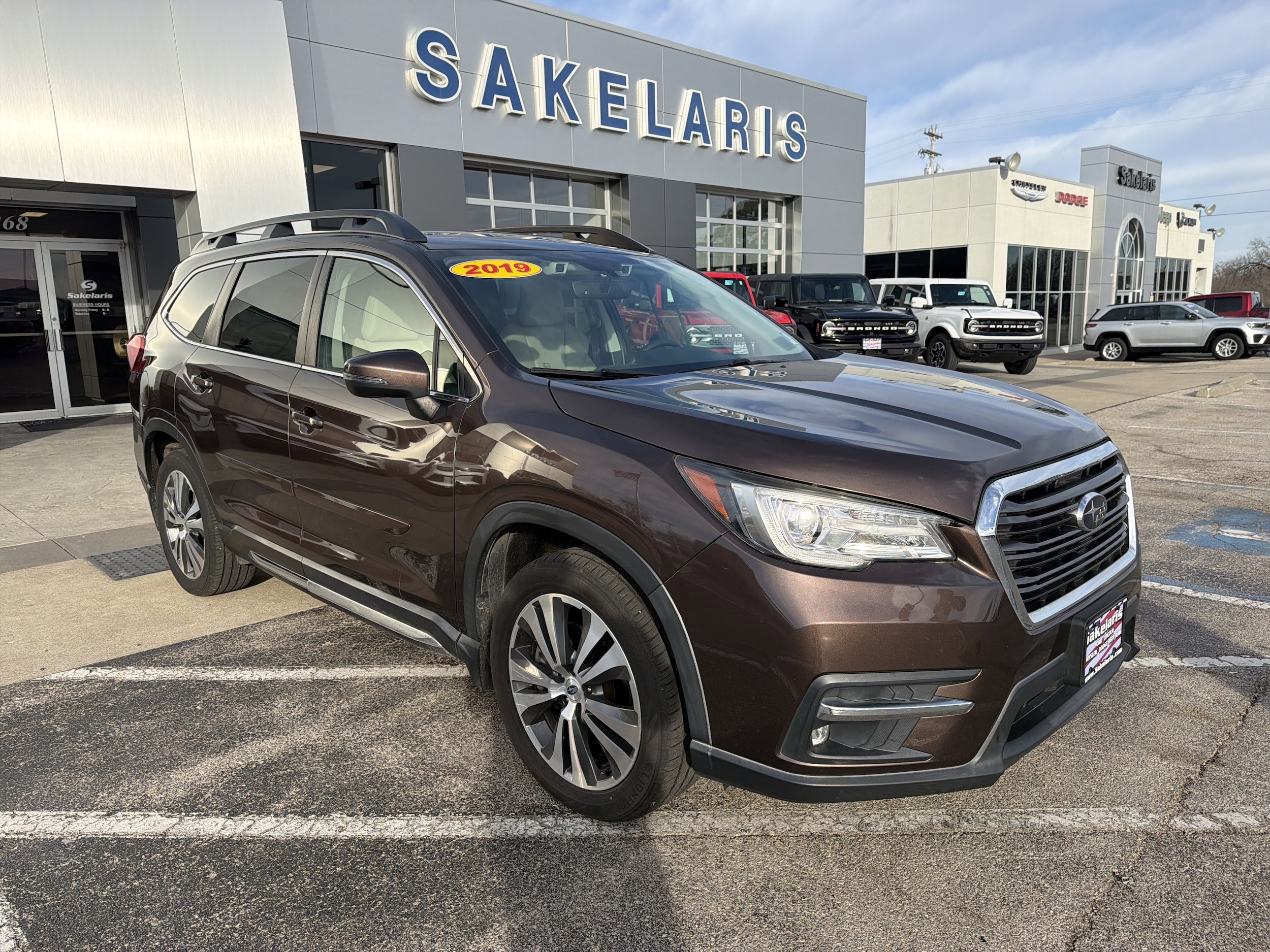 2019 Subaru Ascent Limited's photo