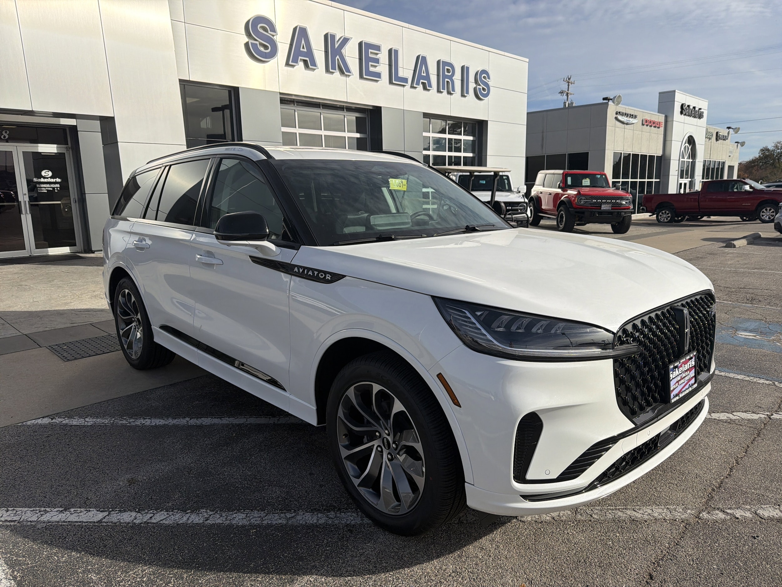 2025 Lincoln Aviator Premiere's photo