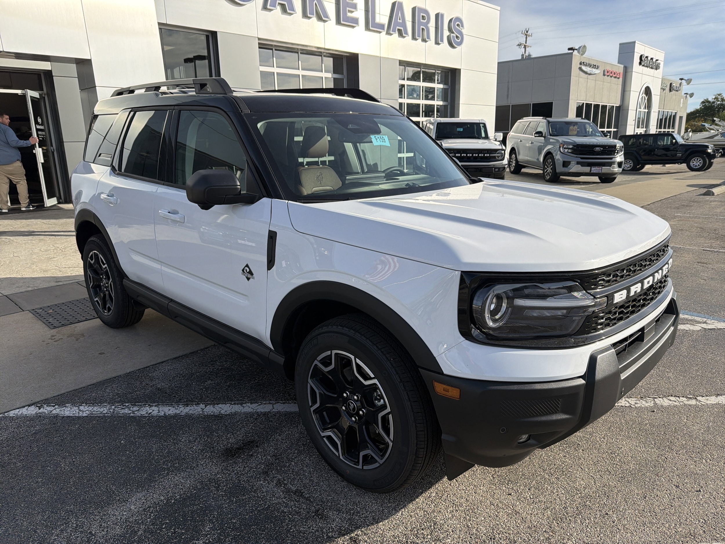 2025 Ford Bronco Sport Outer Banks's photo