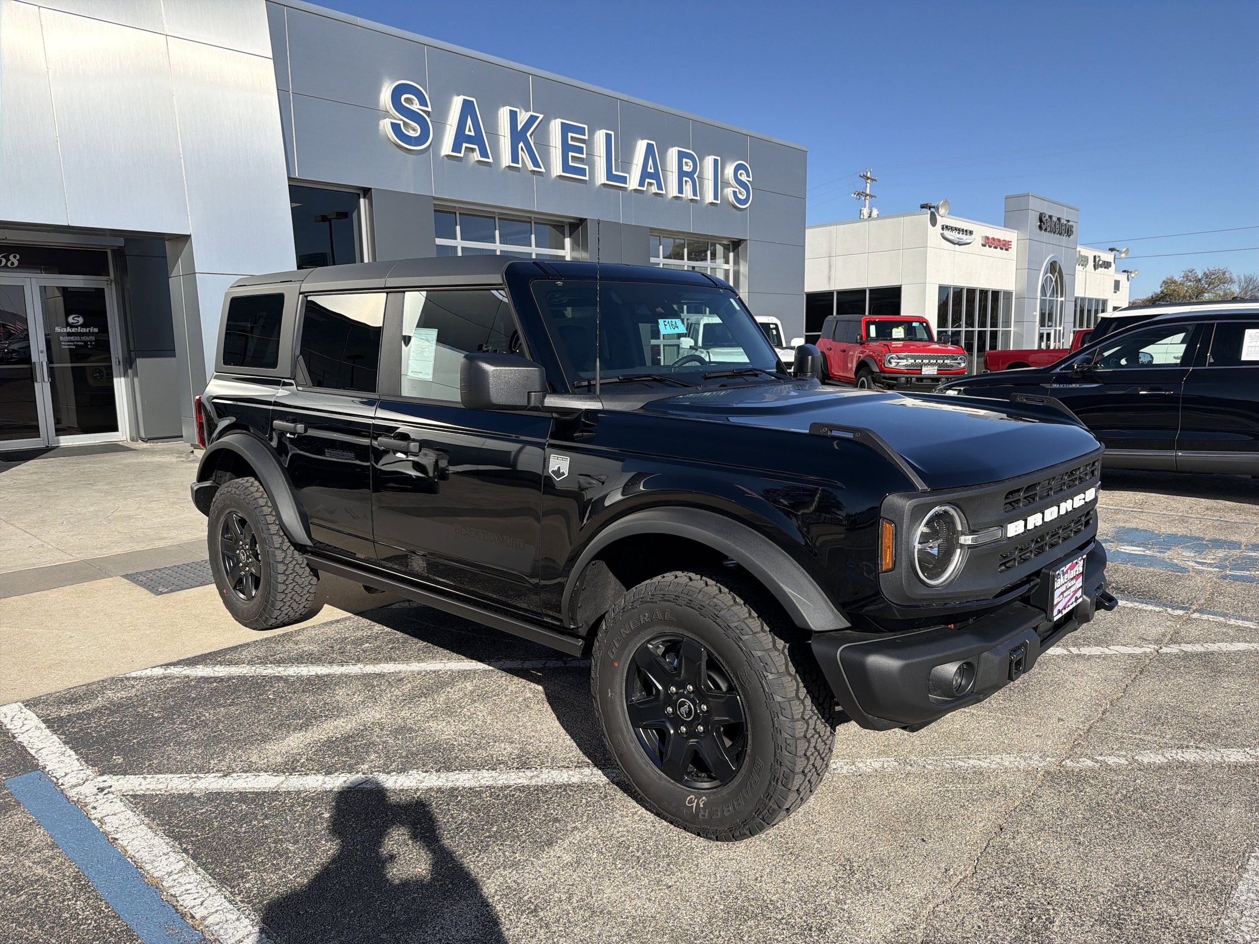 2025 Ford Bronco 4-Door Big Bend's photo