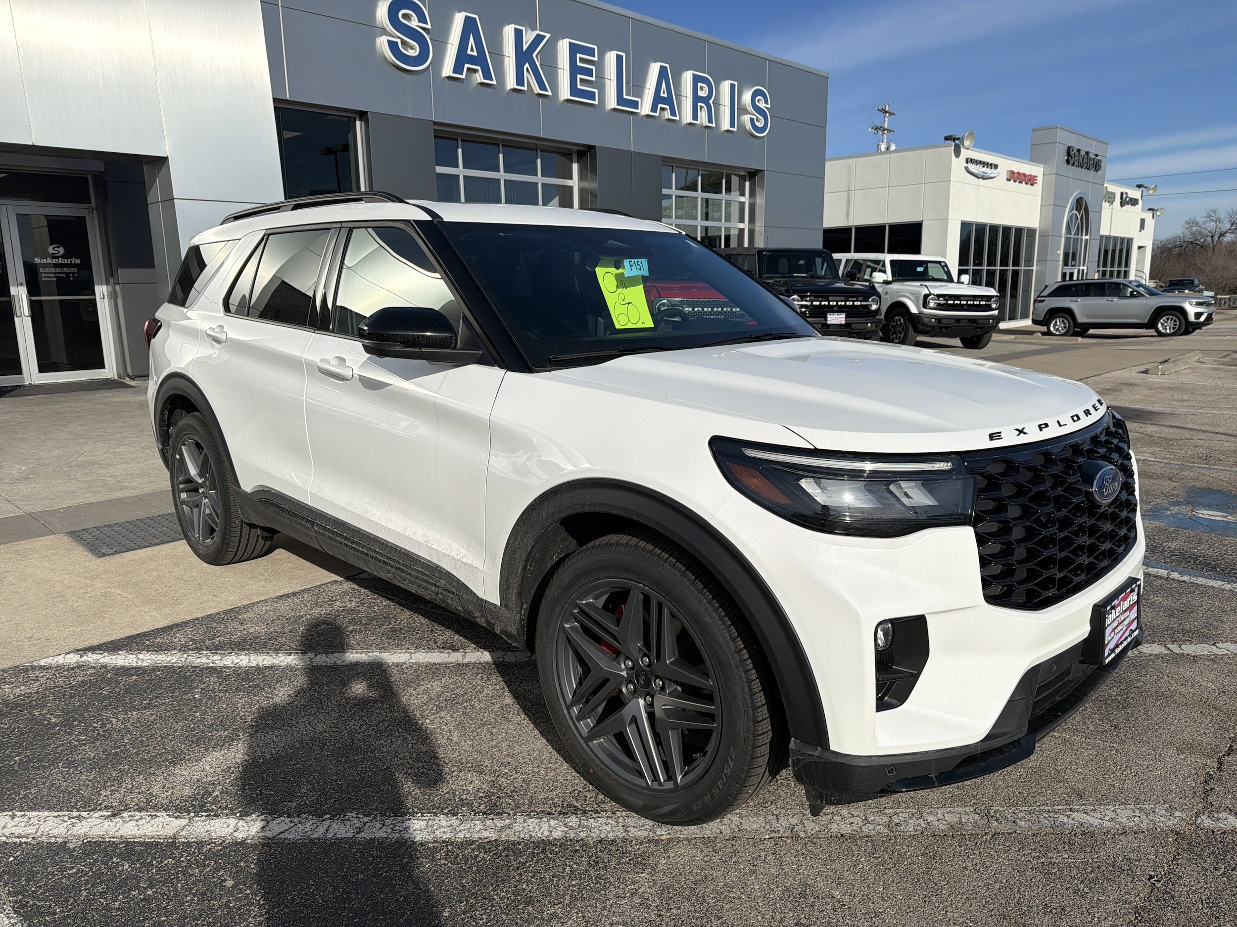 2025 Ford Explorer ST's photo