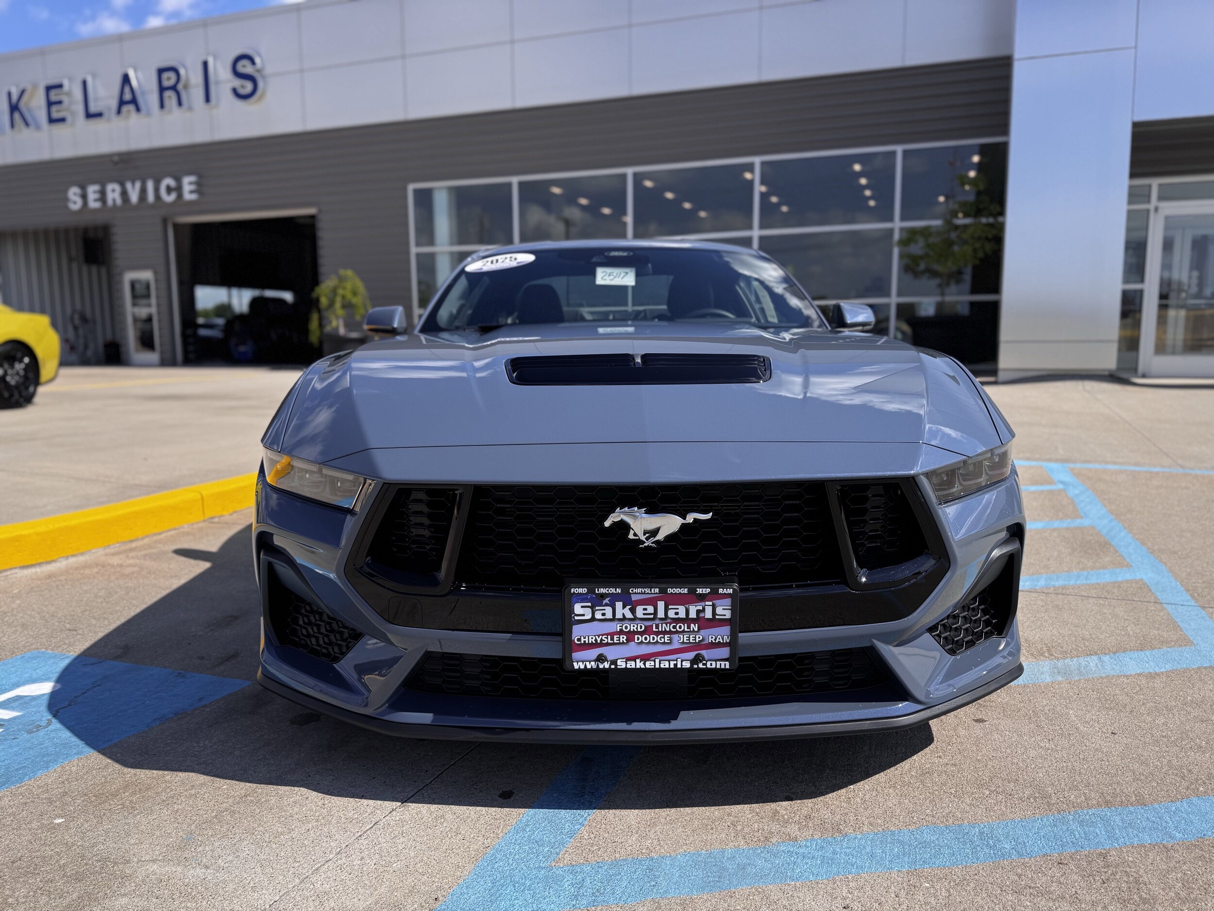2025 Ford Mustang GT photo 2