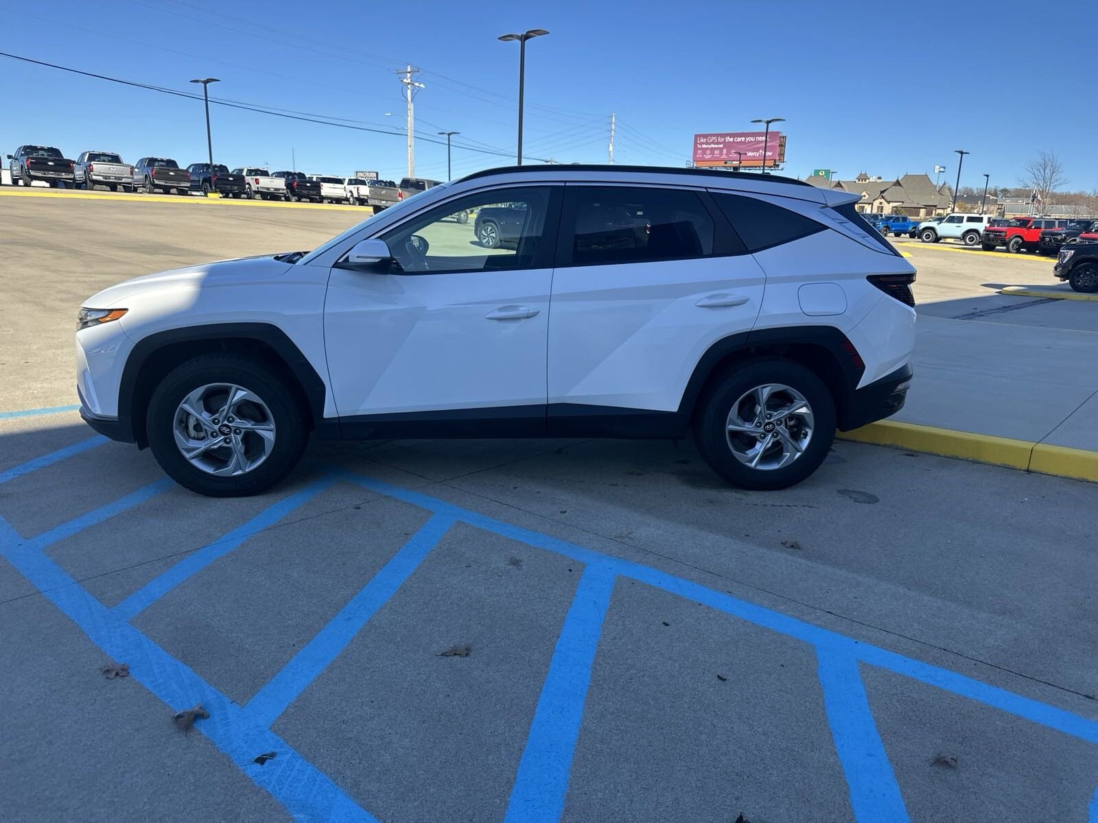 2023 Hyundai Tucson SEL photo 3