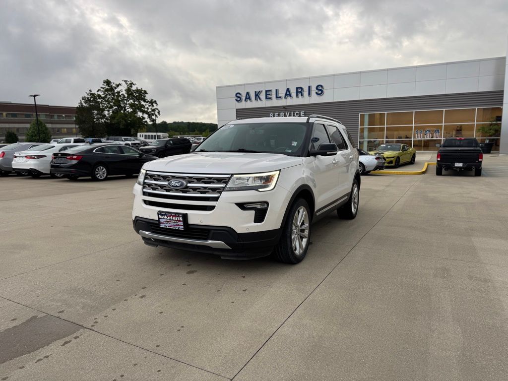 2018 Ford Explorer XLT 4WD's photo