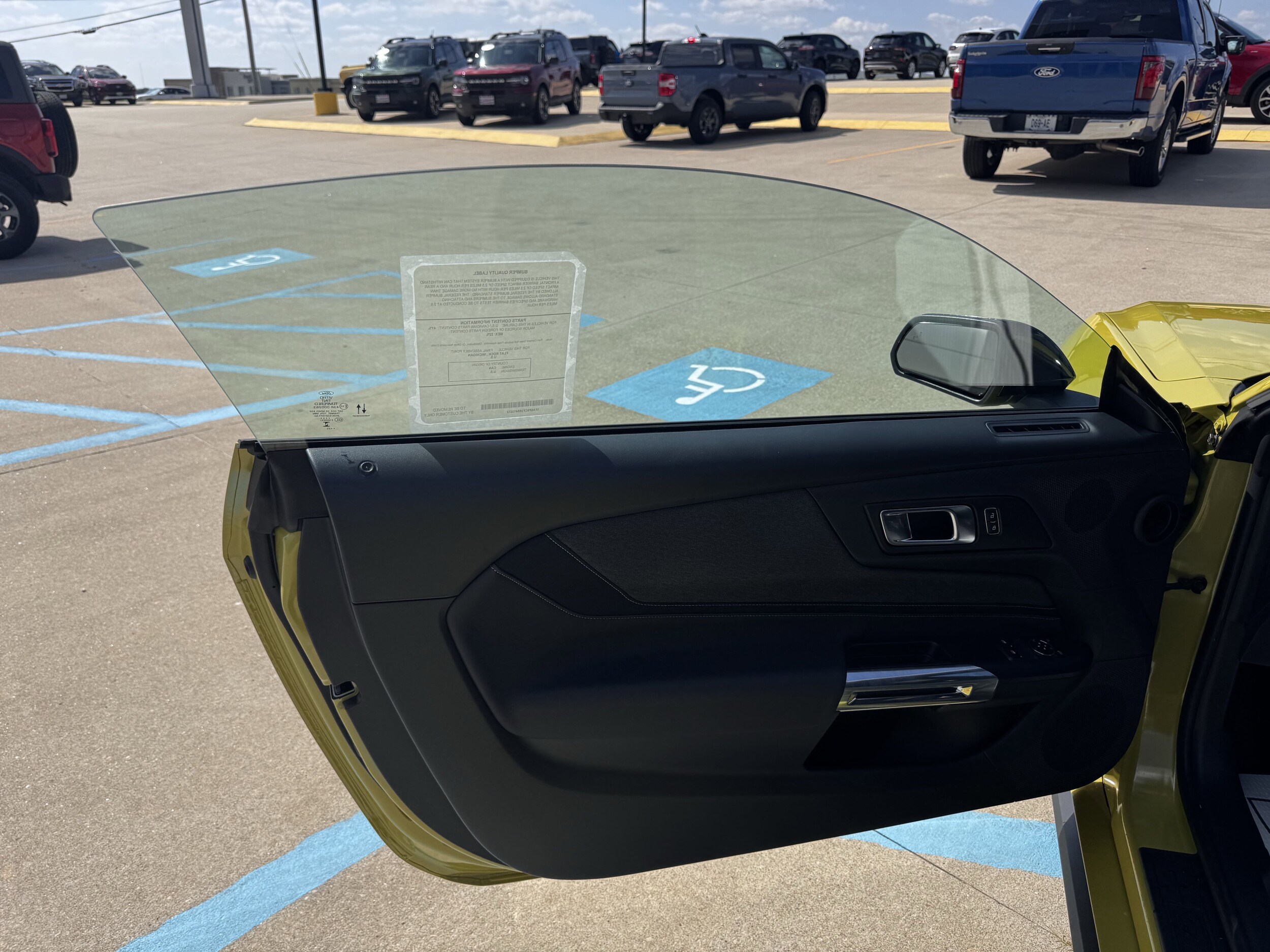 2025 Ford Mustang GT Fastback - Photo 7
