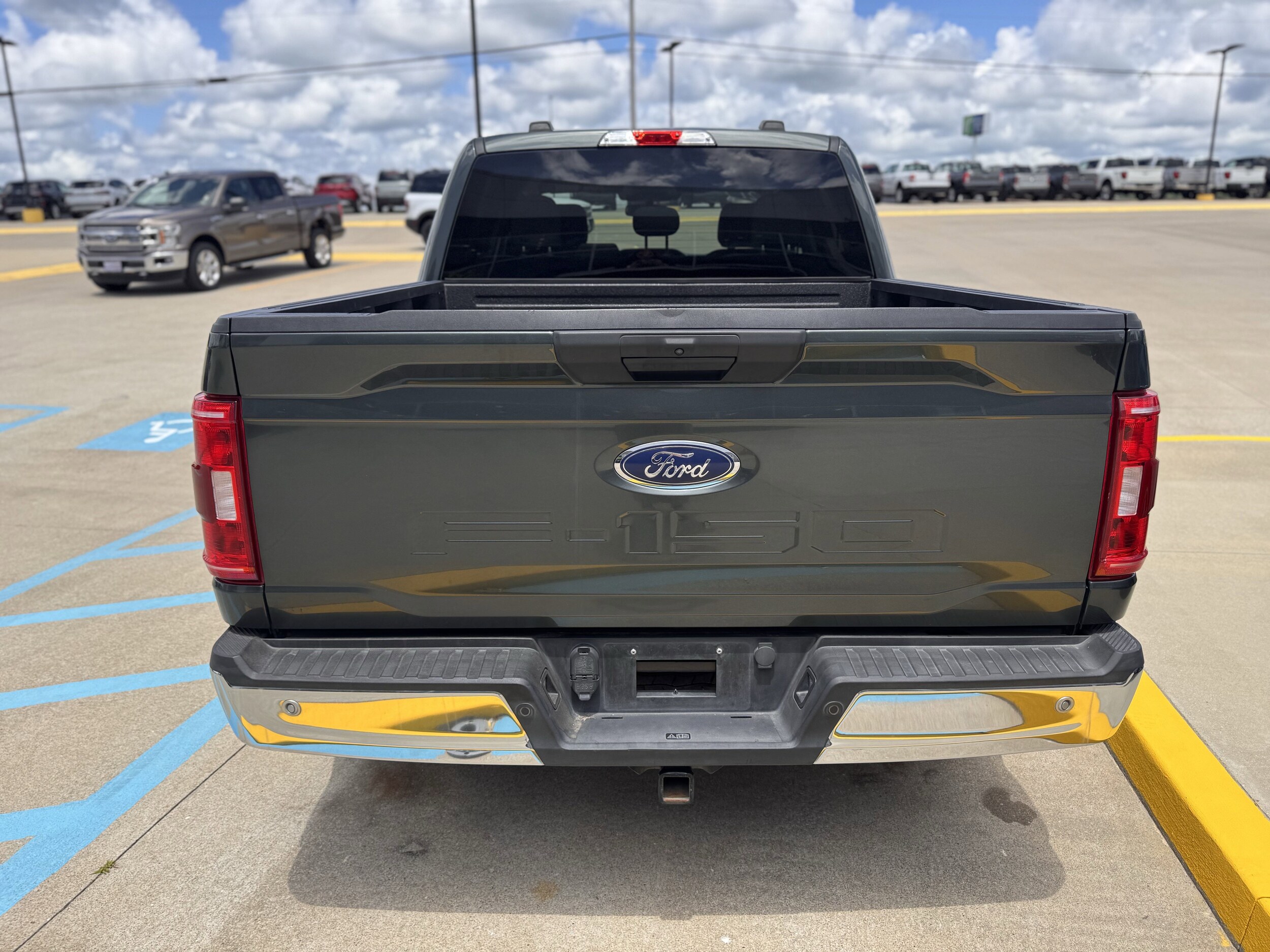 2021 Ford F-150 photo 2