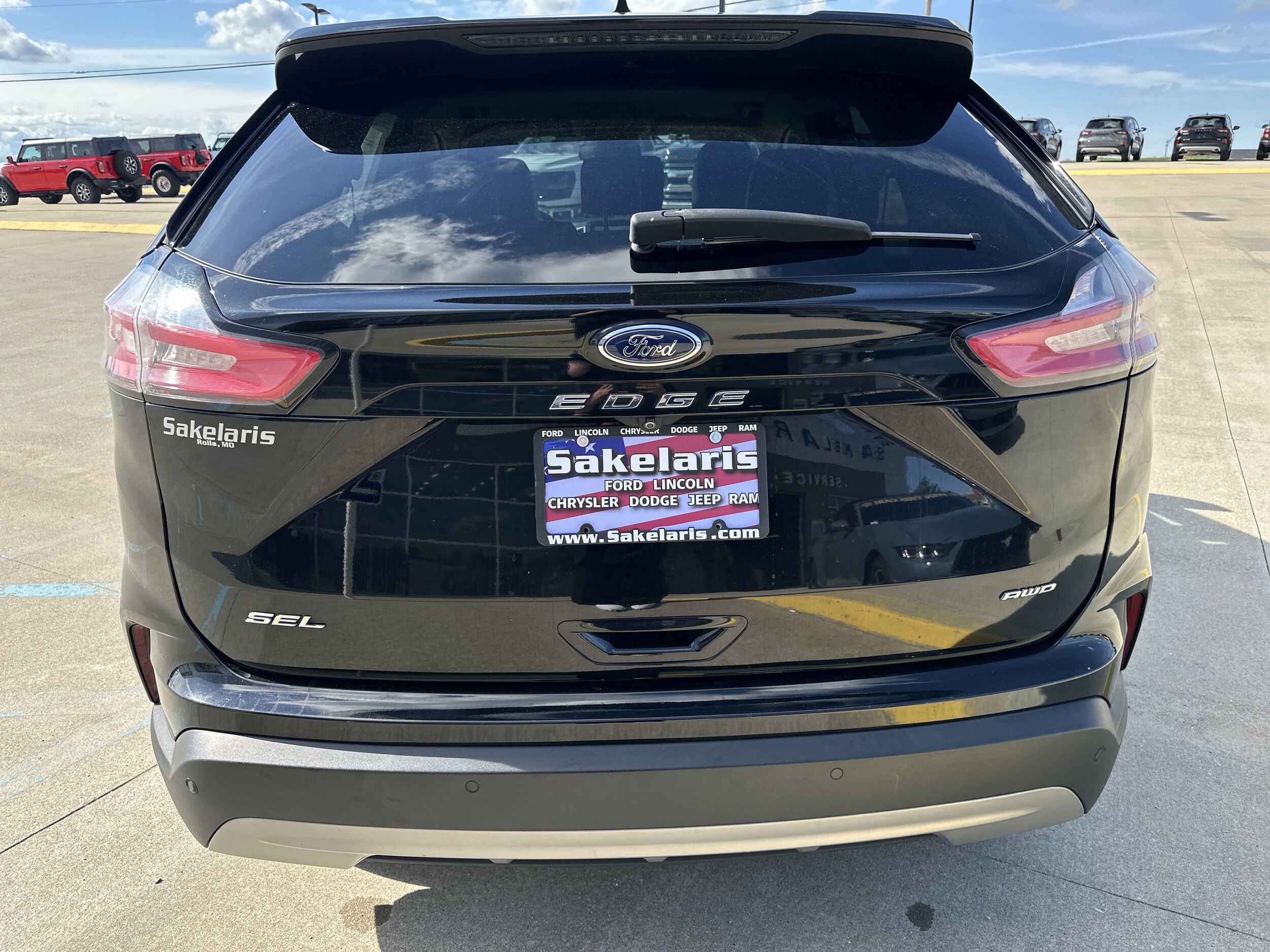 2022 Ford Edge Titanium photo 4