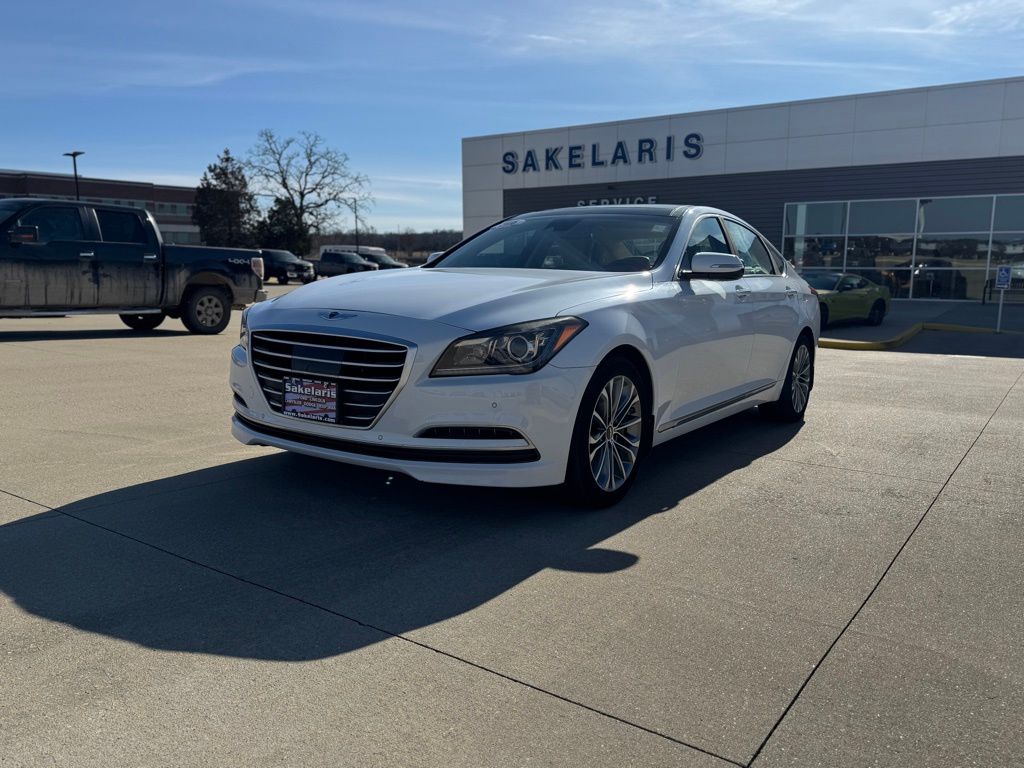 2015 Hyundai Genesis Base's photo