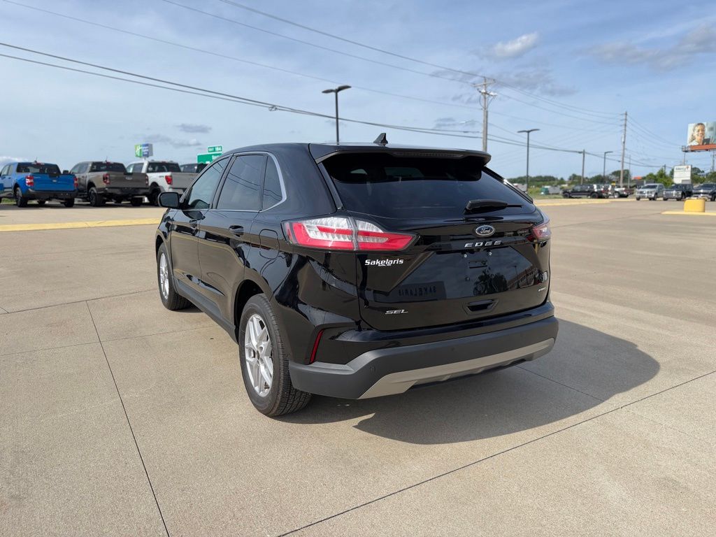2023 Ford Edge SEL - Photo 8